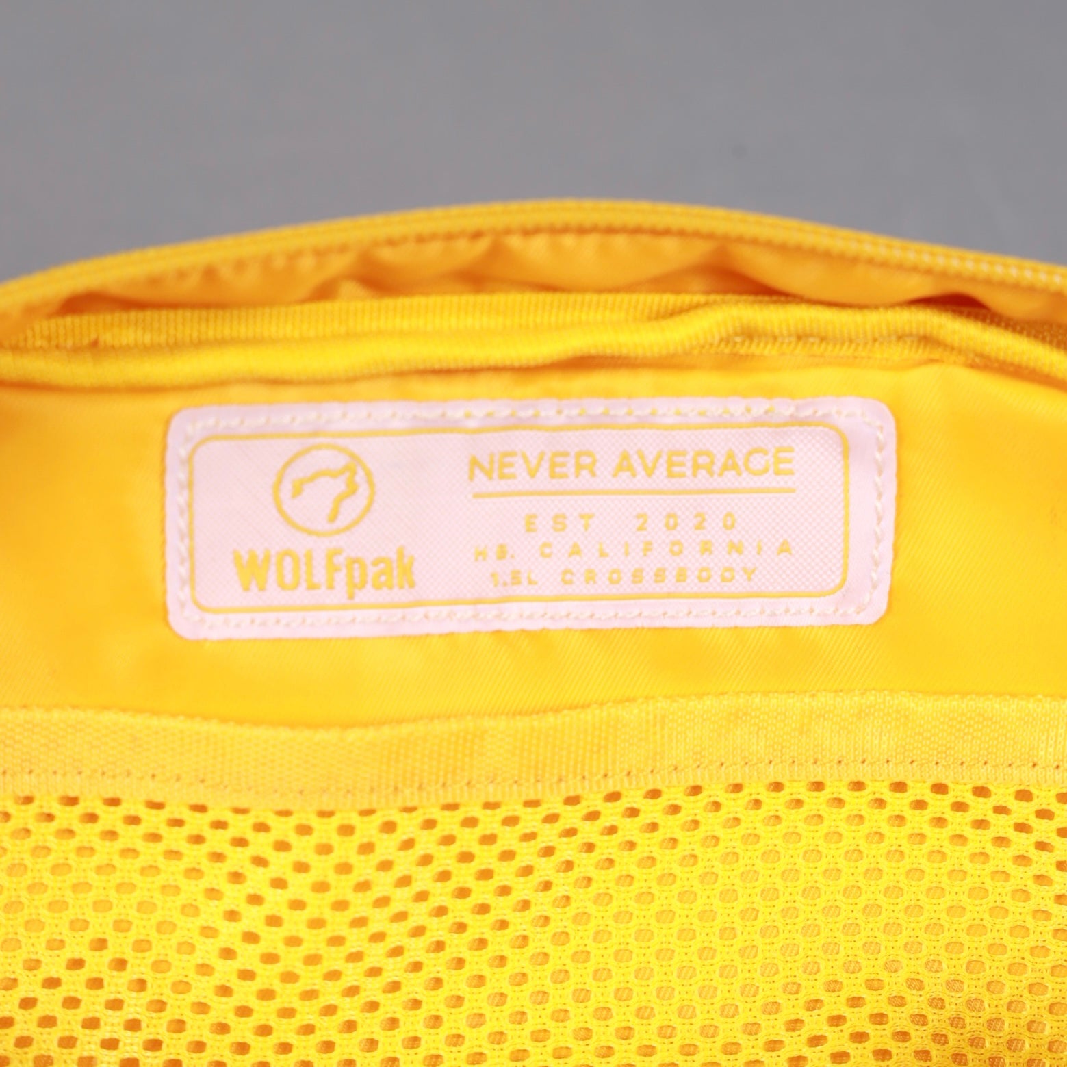 Crossbody Pack Sherbet Mango