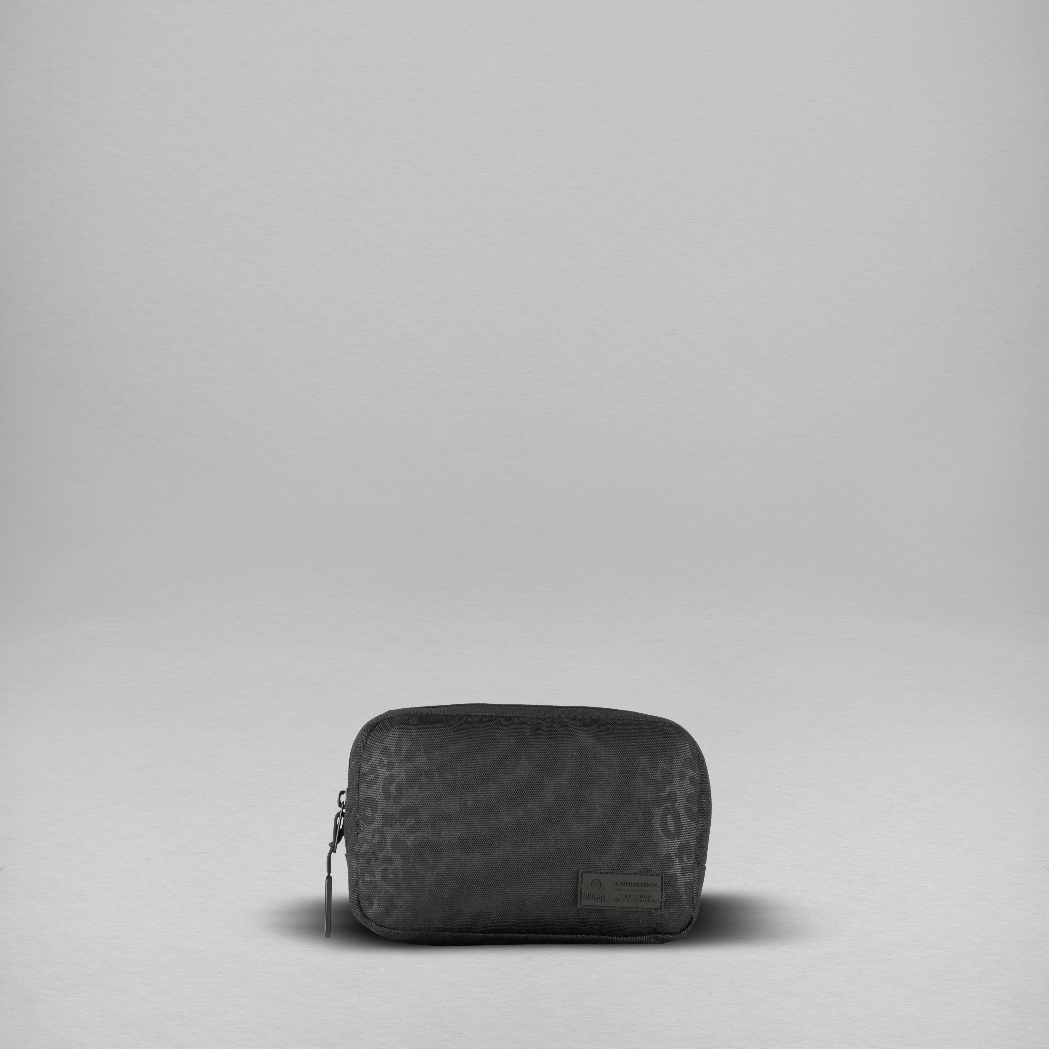 Crossbody Pack Black Leopard