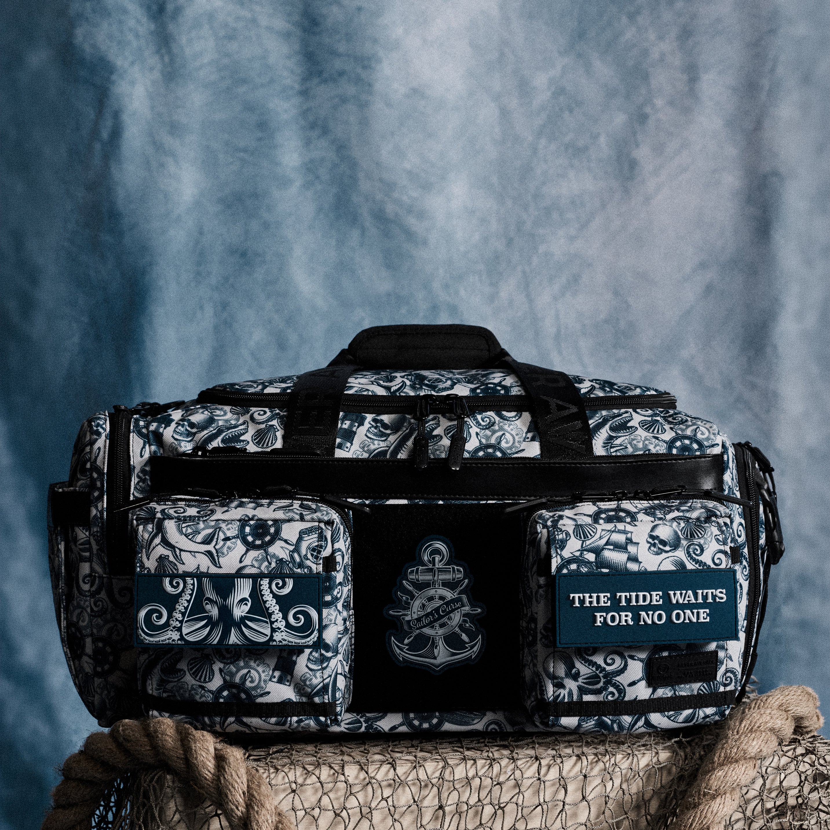 2/12まで値下げ MISTREASS Fluffy Sailor Duffle 30L Perfect Duffle Bag Sailor's Curse