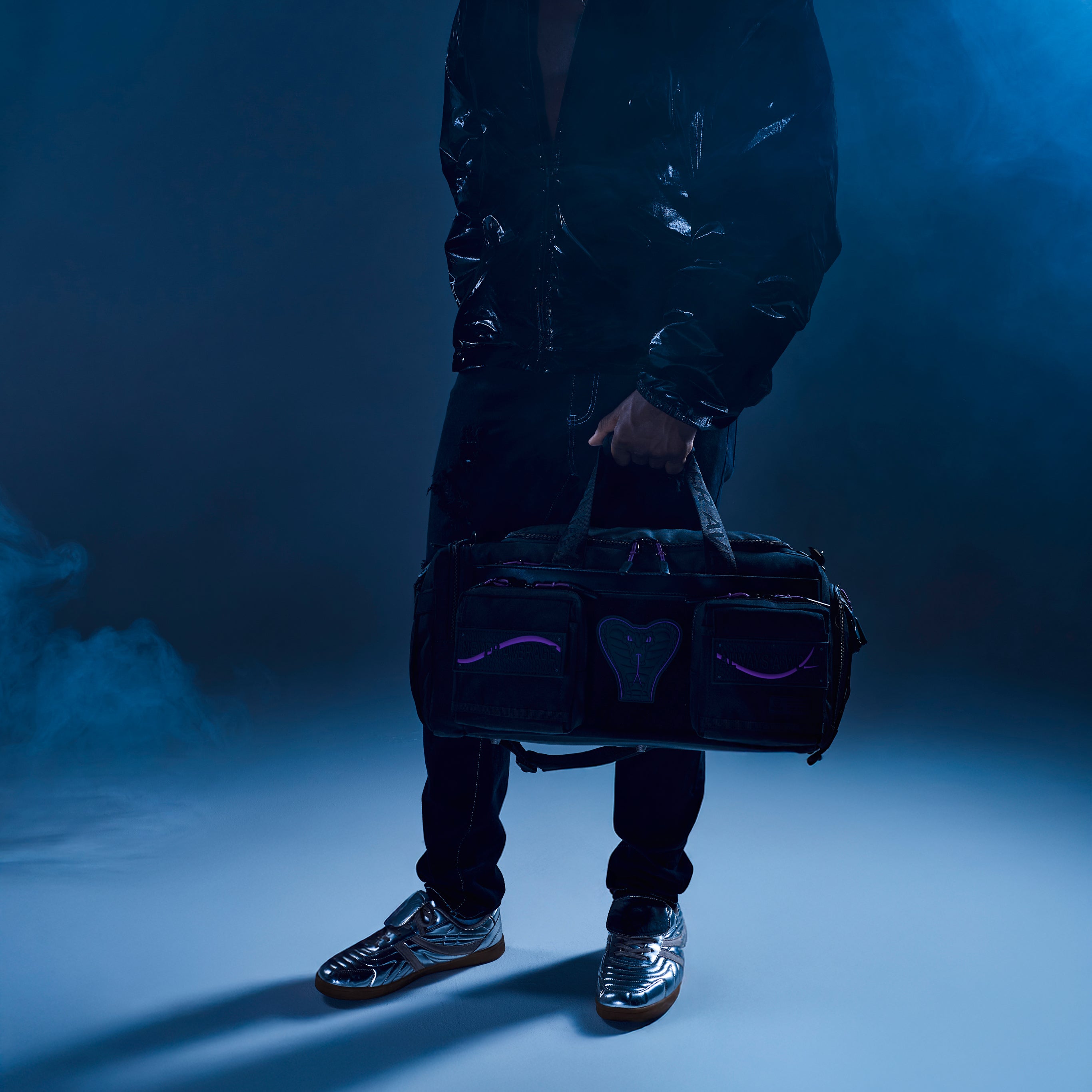 30L Perfect Duffle Bag Purple Venom