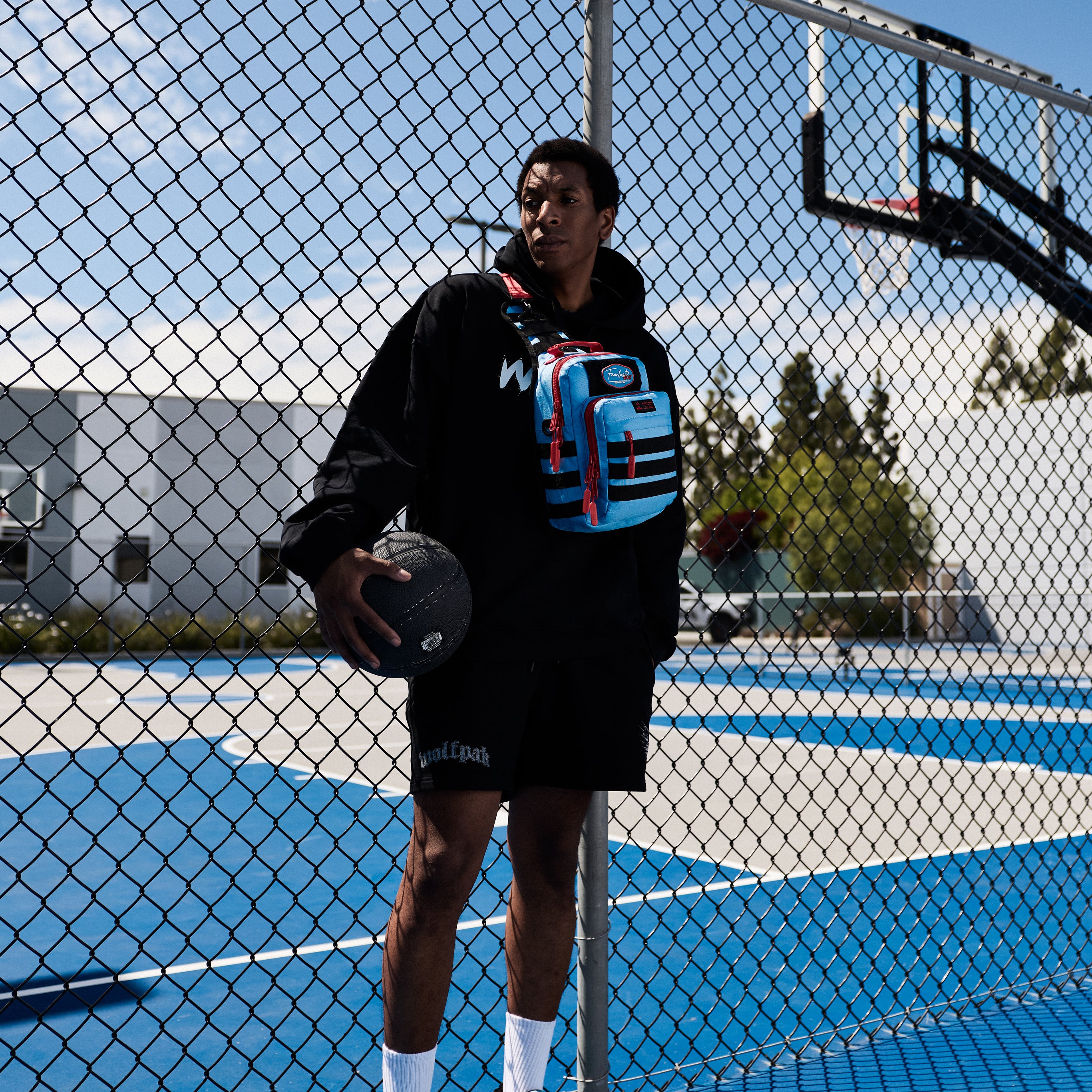 9L Tactical Sling Bag Fearless Wolf Preview