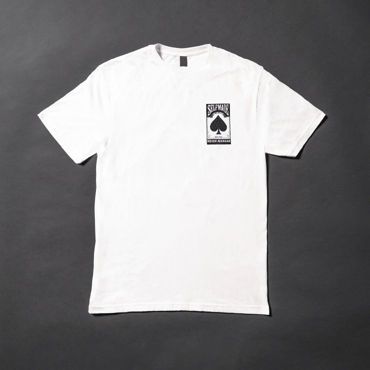 T-shirt auto-fabriqué jamais moyen