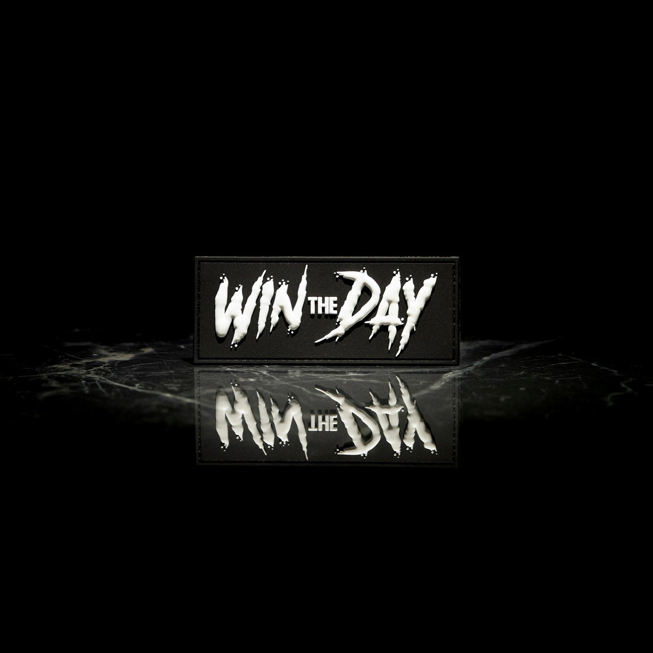 WIN THE DAY Strip Alpha Black w/White