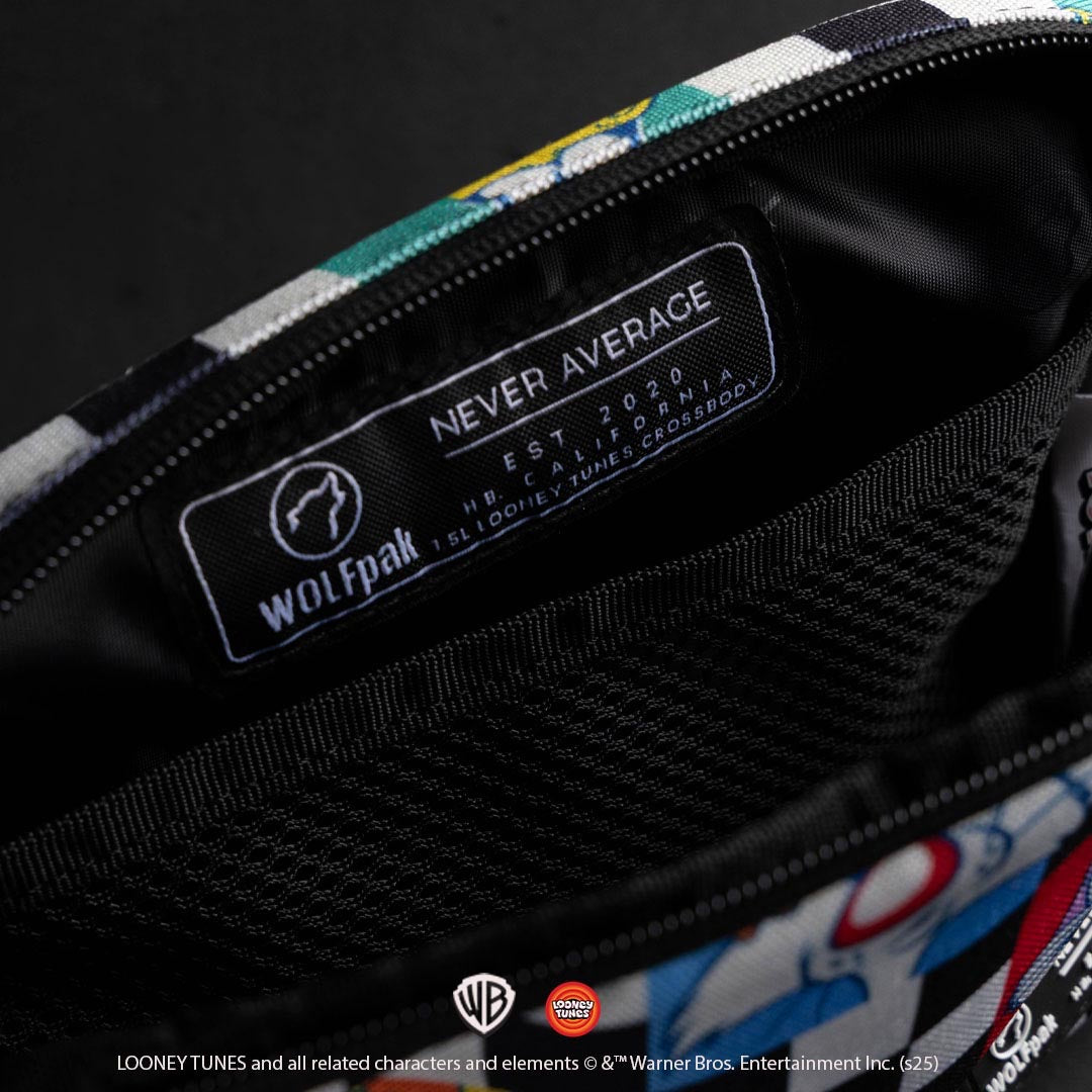 Crossbody Pack Looney Tunes