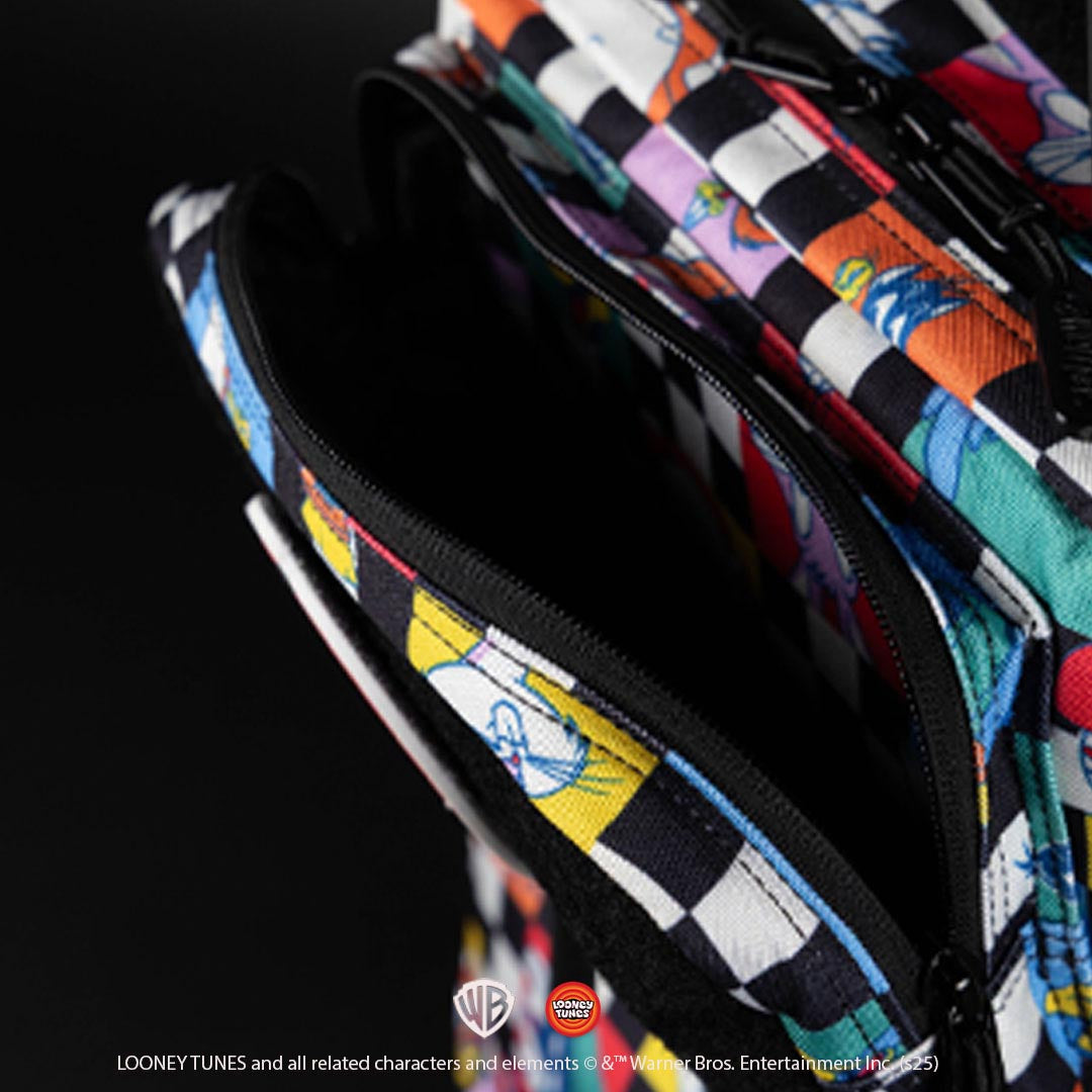 35L Backpack Looney Tunes