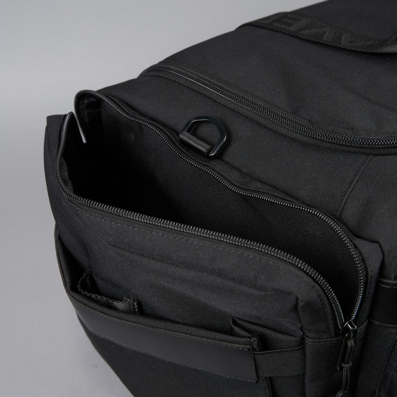 40L Ultimate Duffle Bag Alpha Black