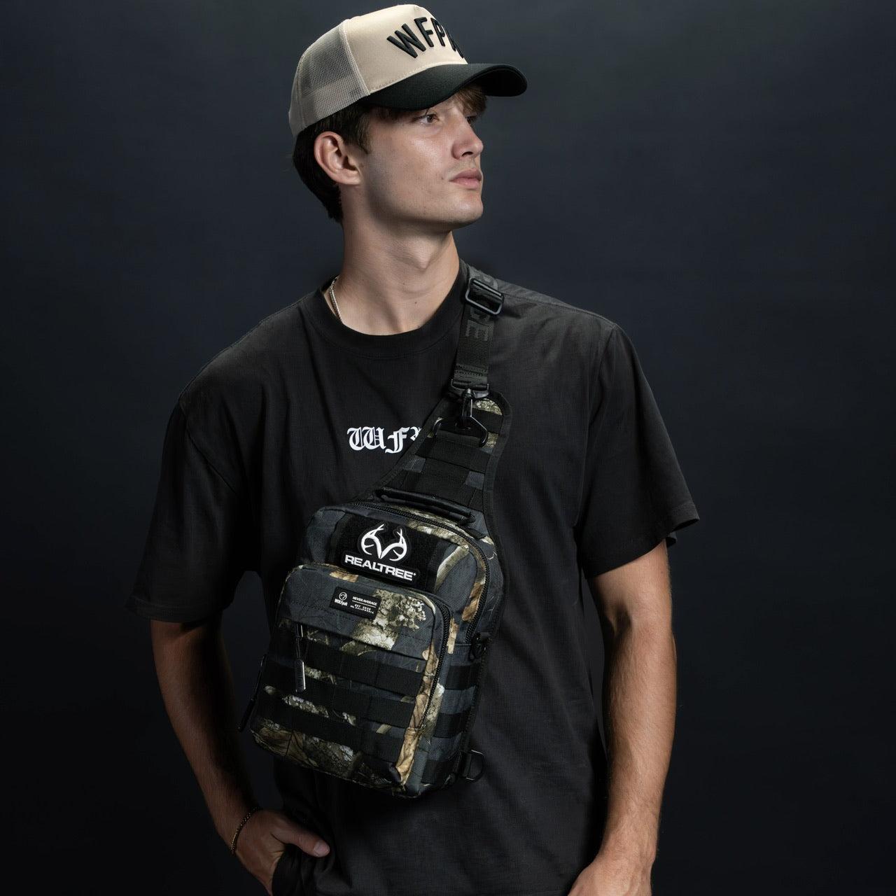 9L Tactical Sling Bag Realtree Edge Black