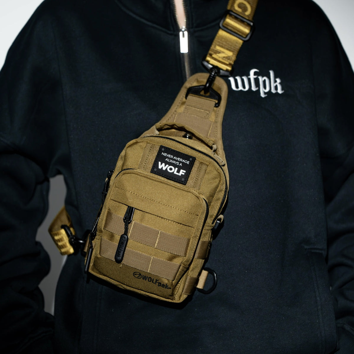 4L Mini Tactical Sling Bag Khaki display picture 1