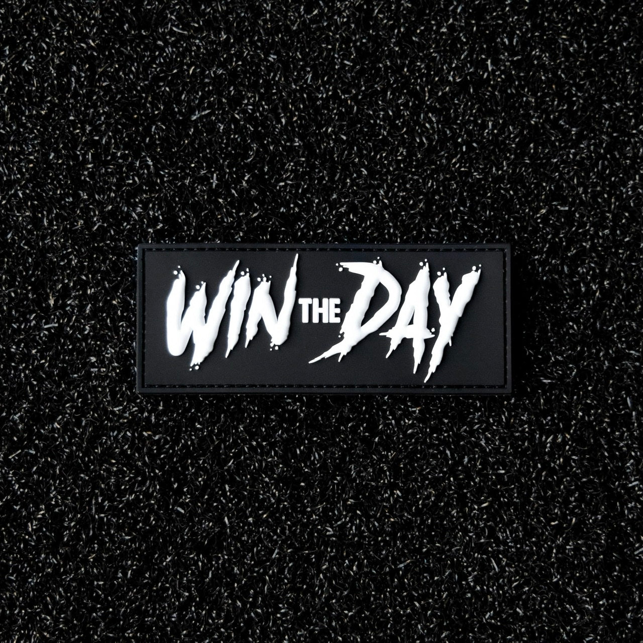 WIN THE DAY Strip Alpha Black w/White