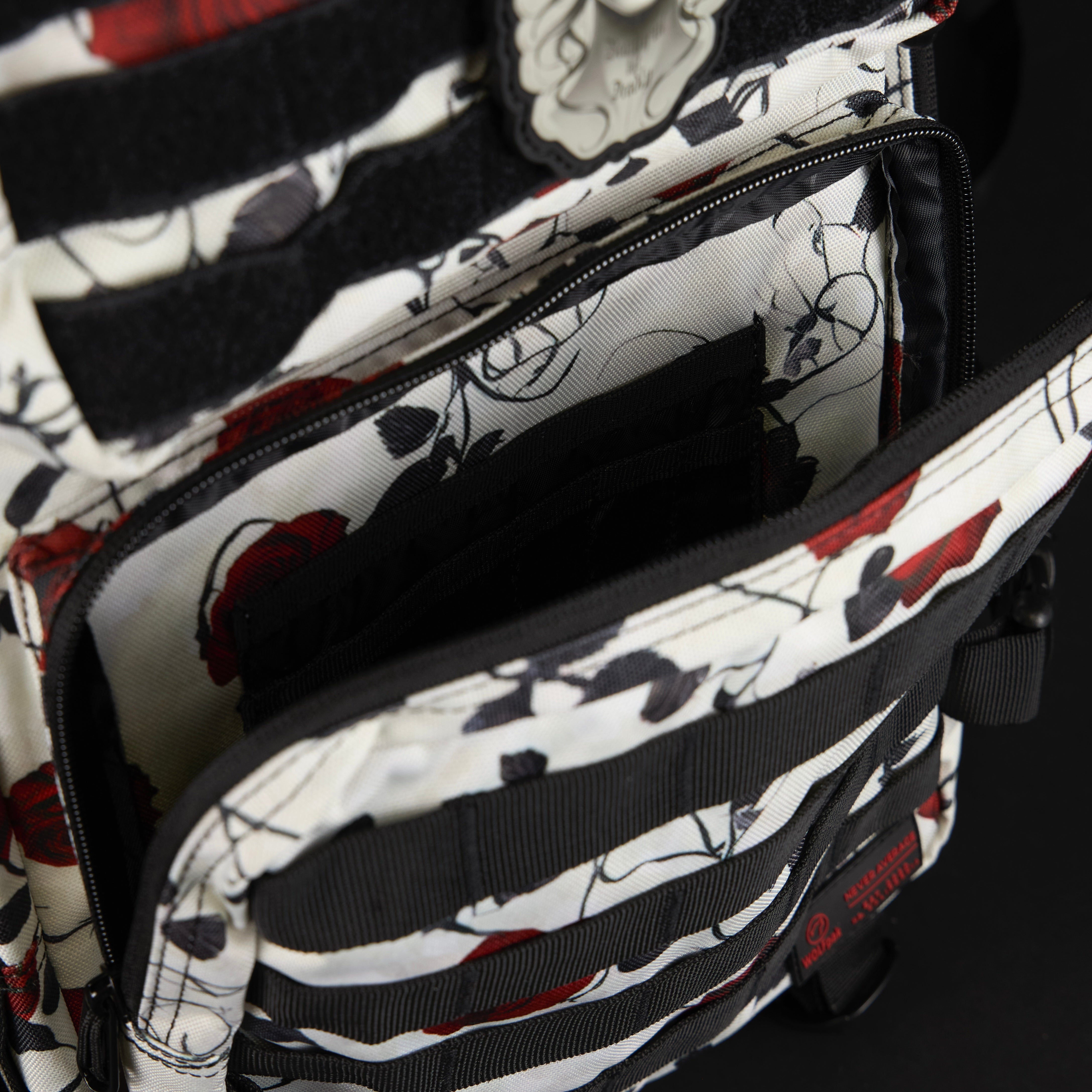 25L Backpack Deadly Bloom