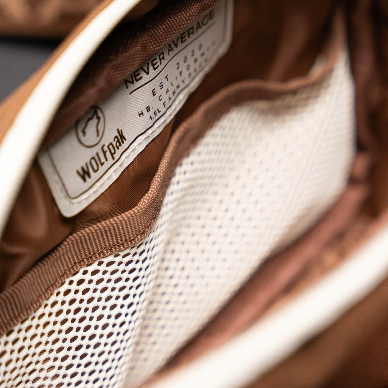 Crossbody Pack Cocoa