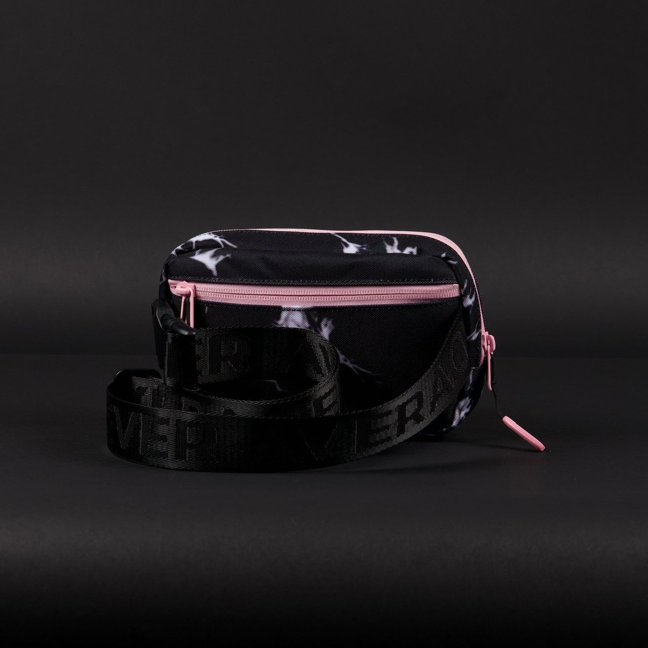 Sac à bandoulière Black Lightning Knockout Pink