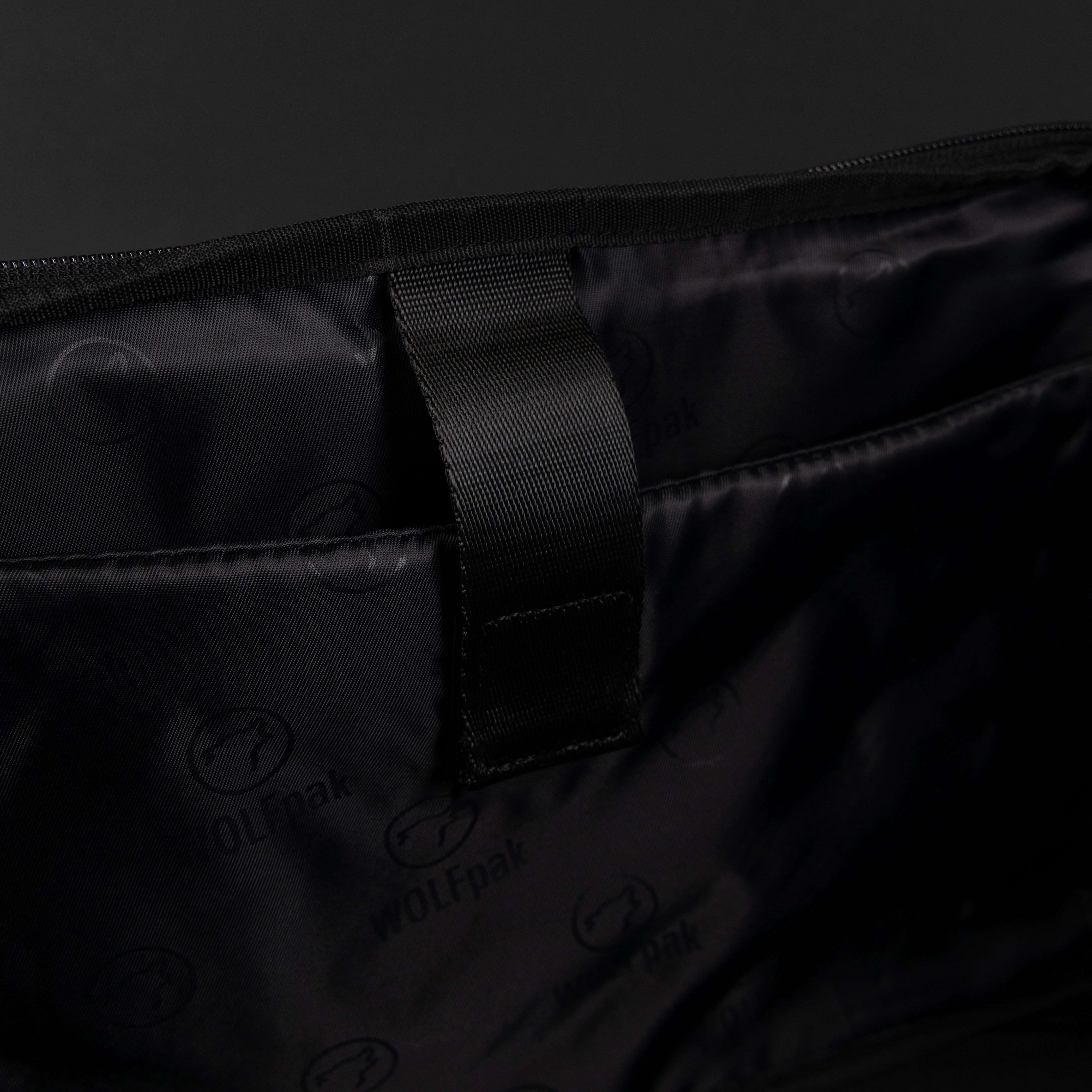 30L Perfect Duffle Bag Face Your Demons