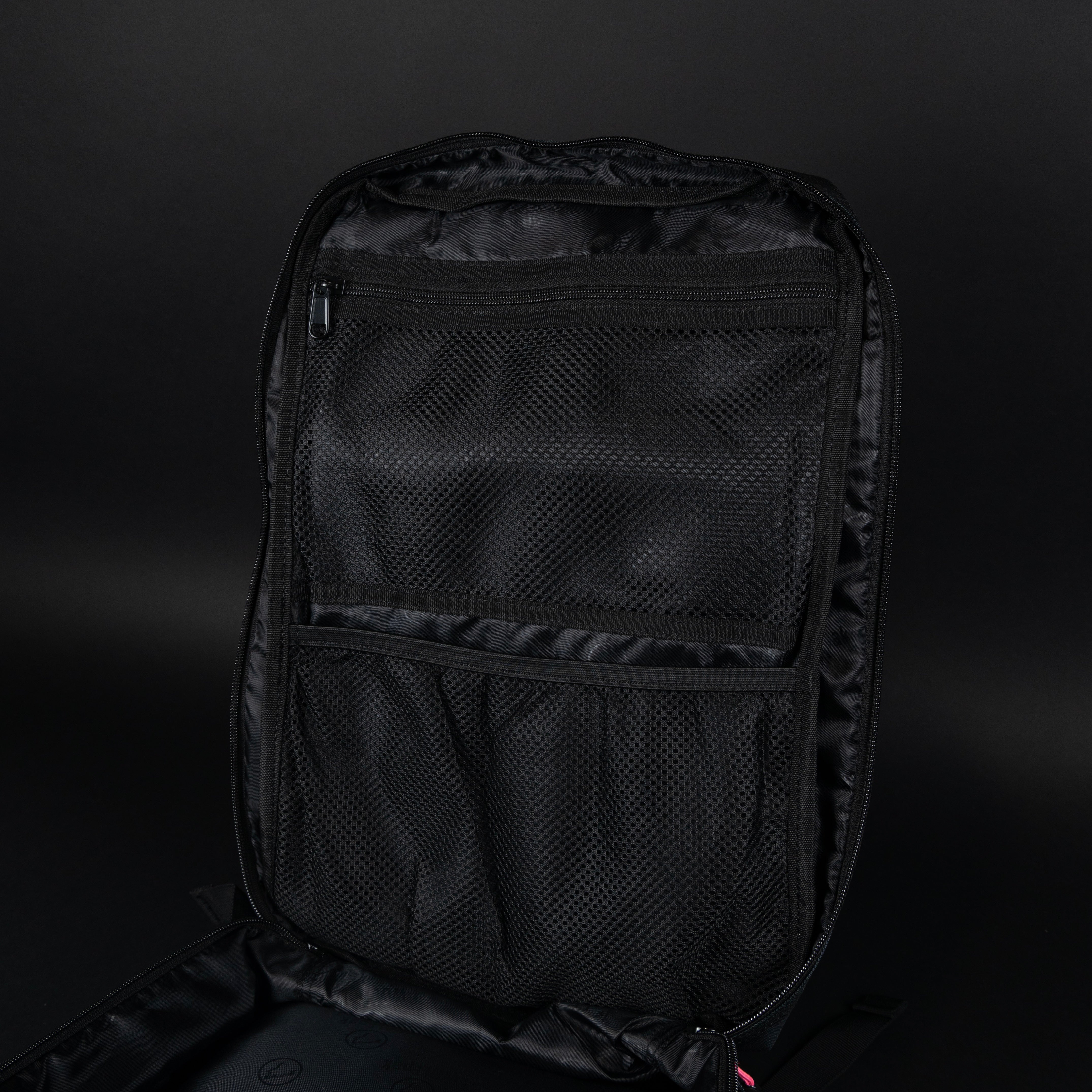35L Backpack Black Hearts