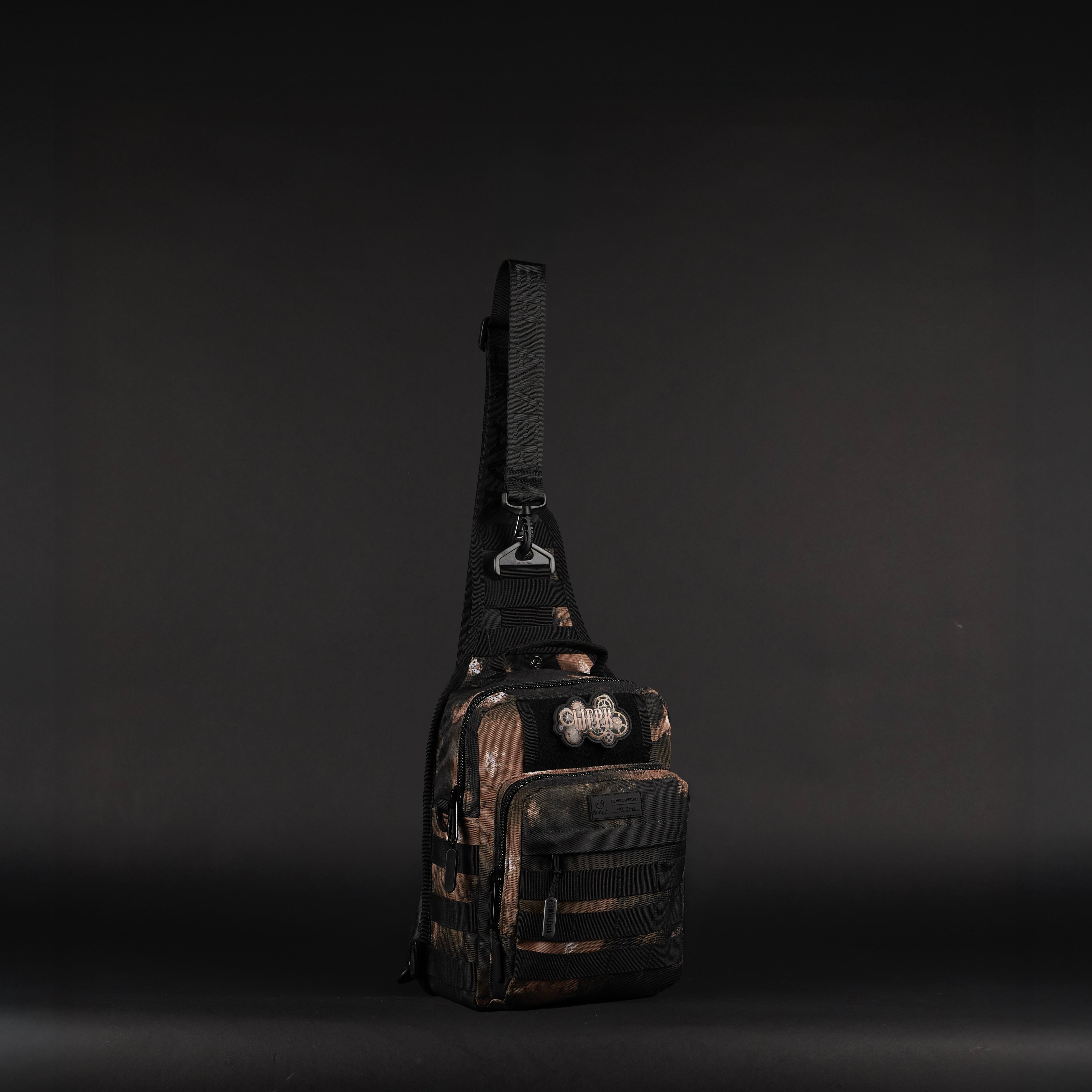 9L タクティカル・スリングバッグ アルファブラック