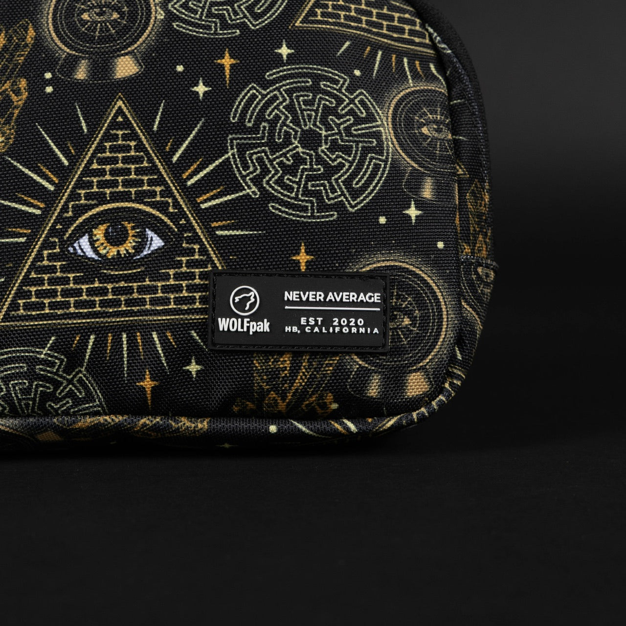 Crossbody Pack Illuminati