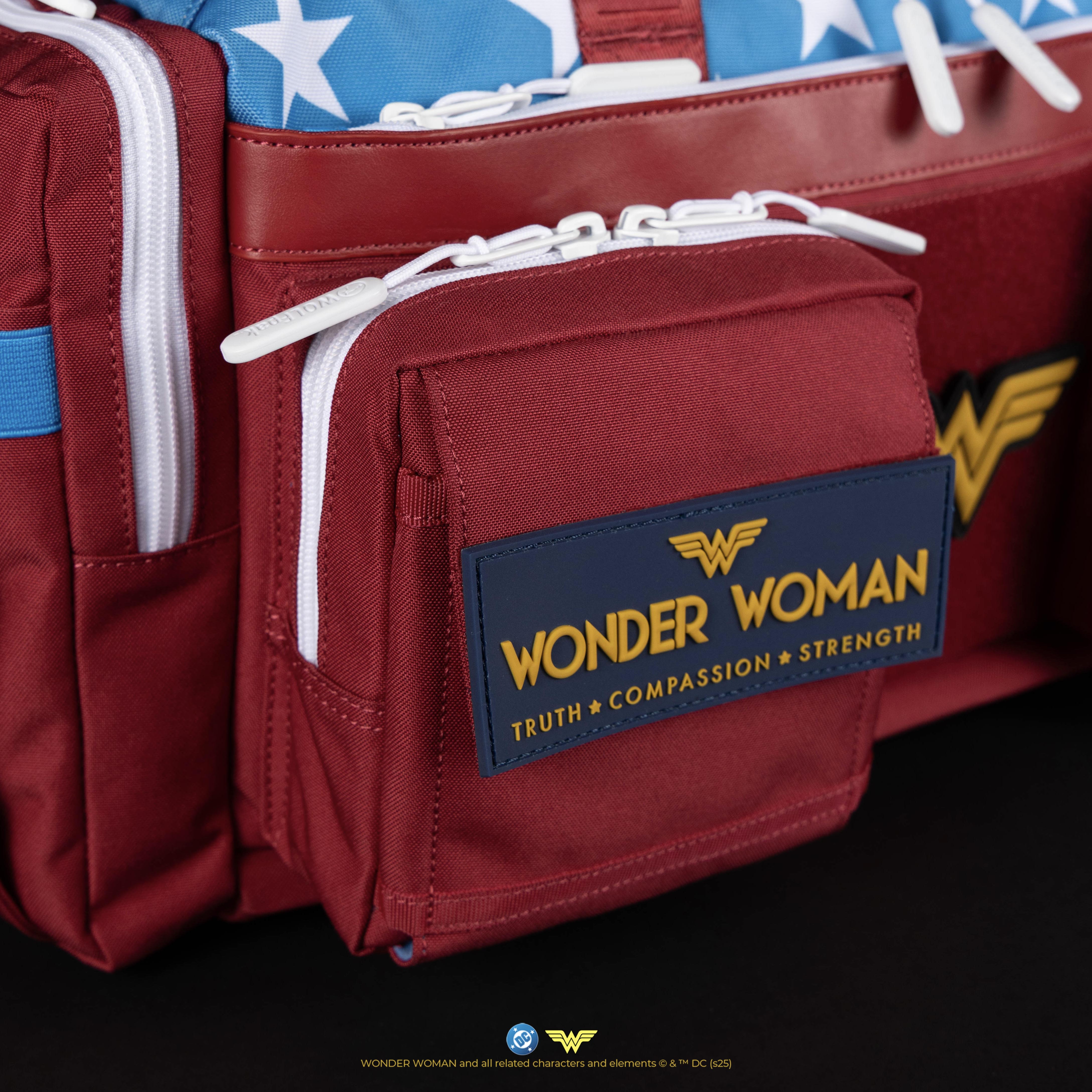 30L Perfect Duffle Bag Wonder Woman