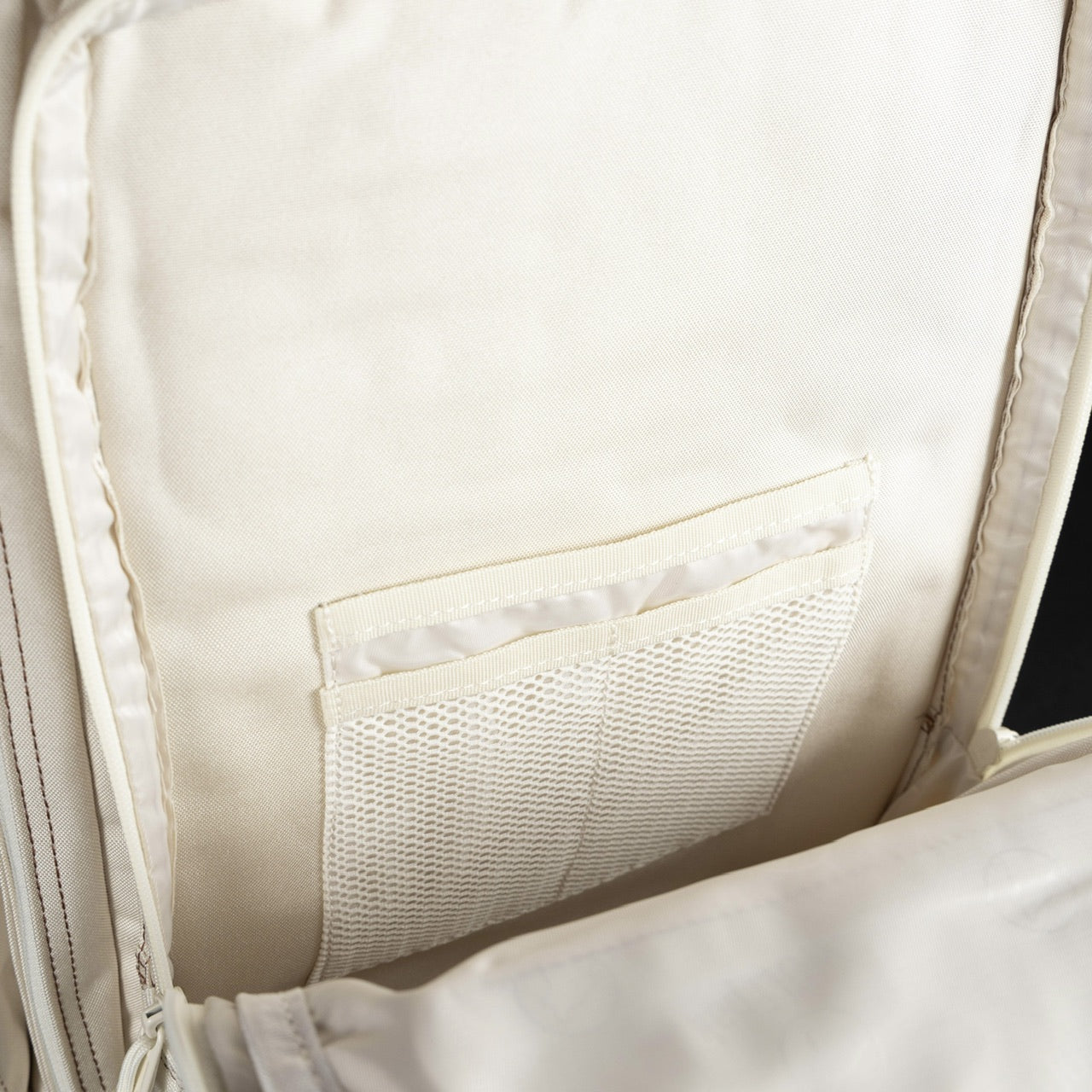 35L Backpack Vanilla