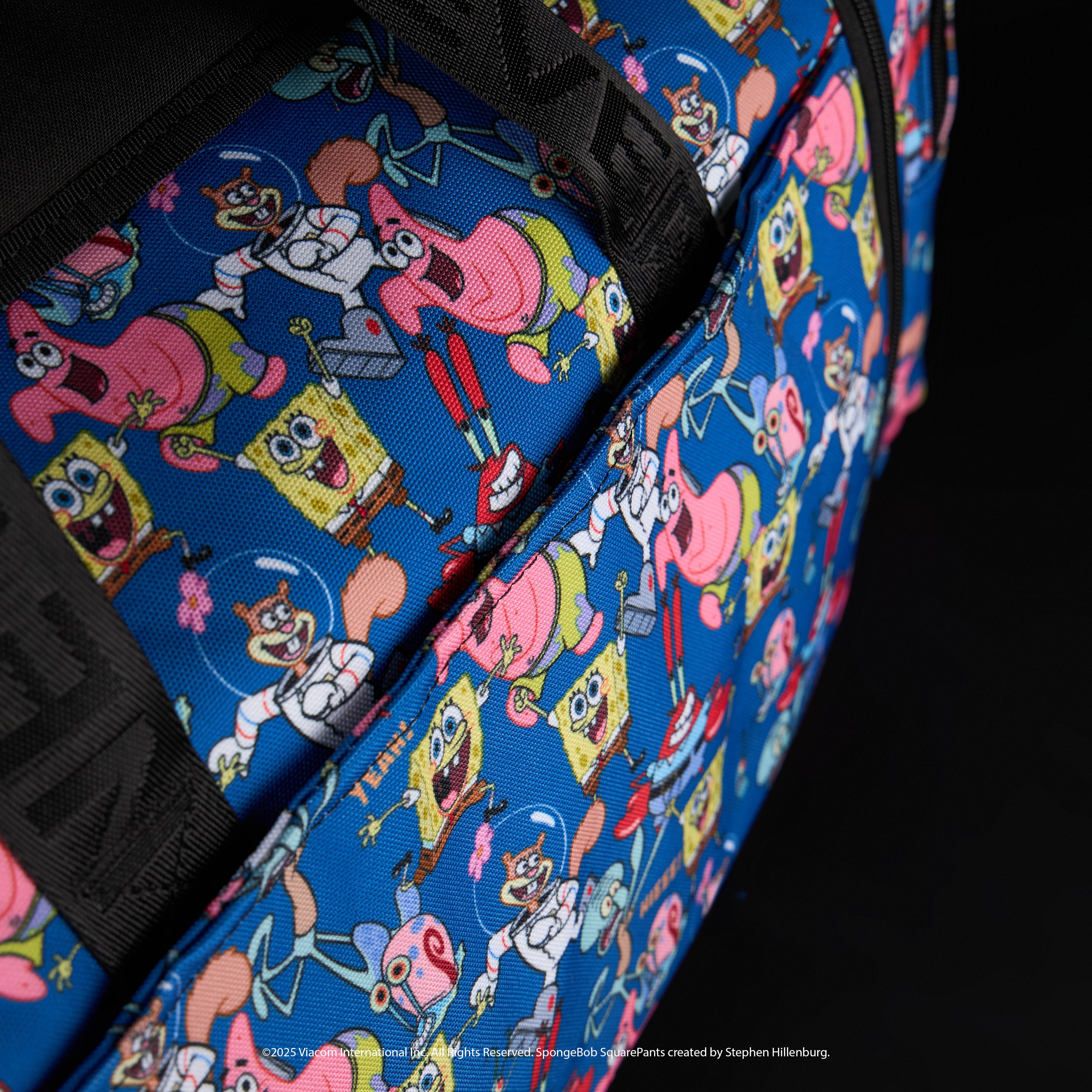 30L Perfect Duffle Bag SpongeBob SquarePants PREVIEW