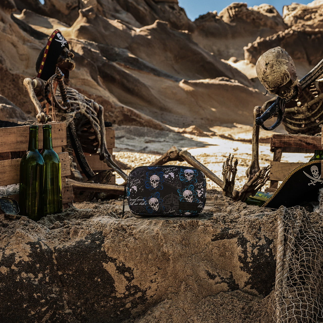 Crossbody Pack Dead Men Tell No Tales