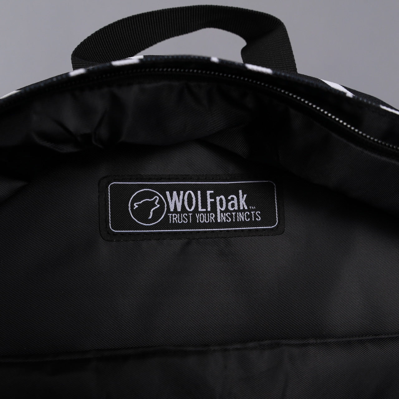 Sac à dos classique à motif pied-de-poule