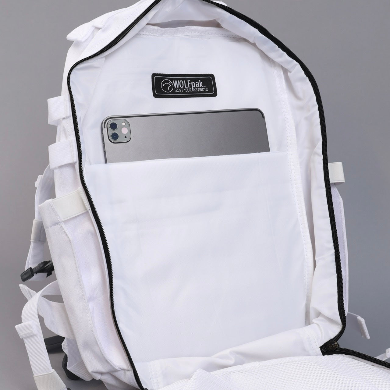 35L Backpack Polar White