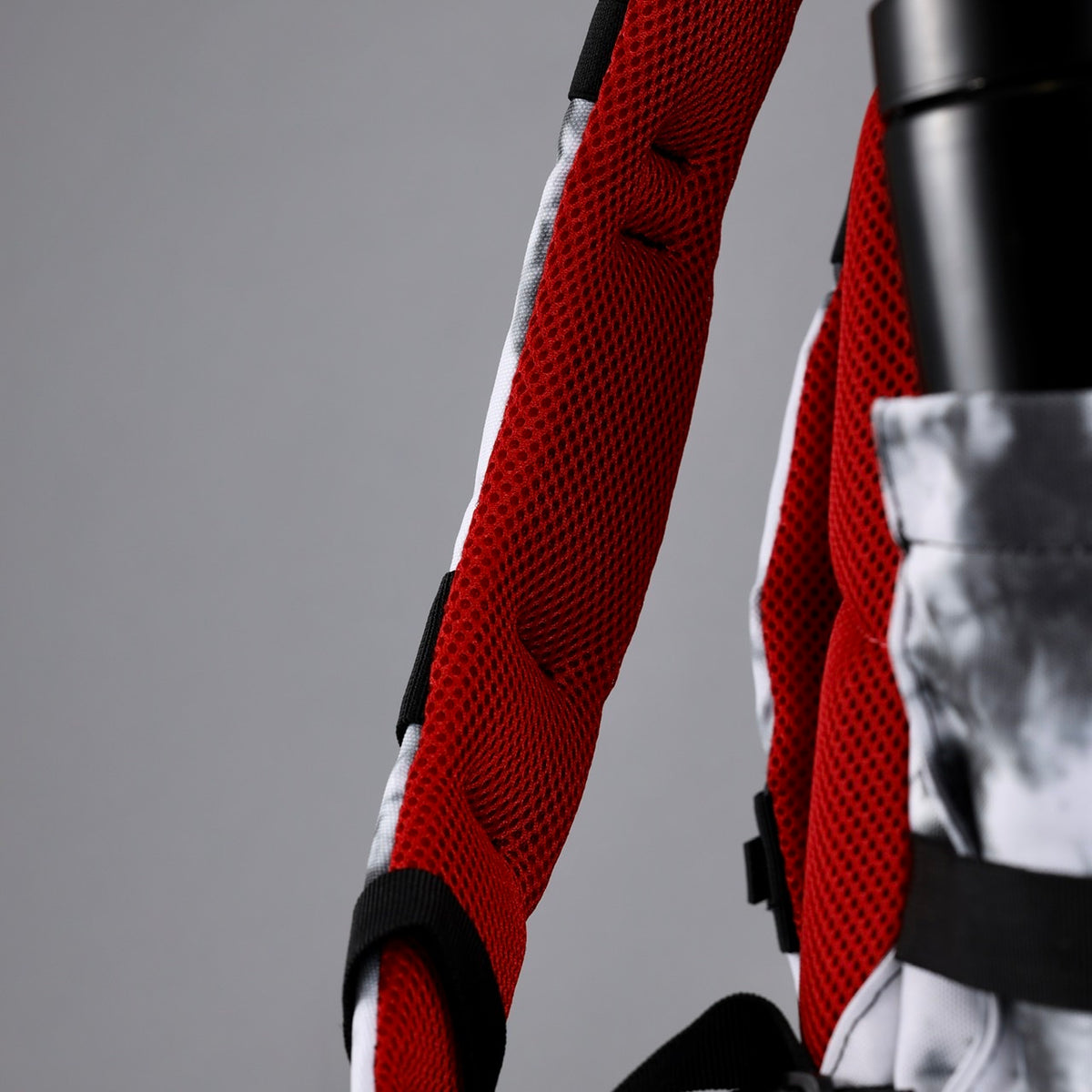 45L Rucksack Timber Wolf Savage Red