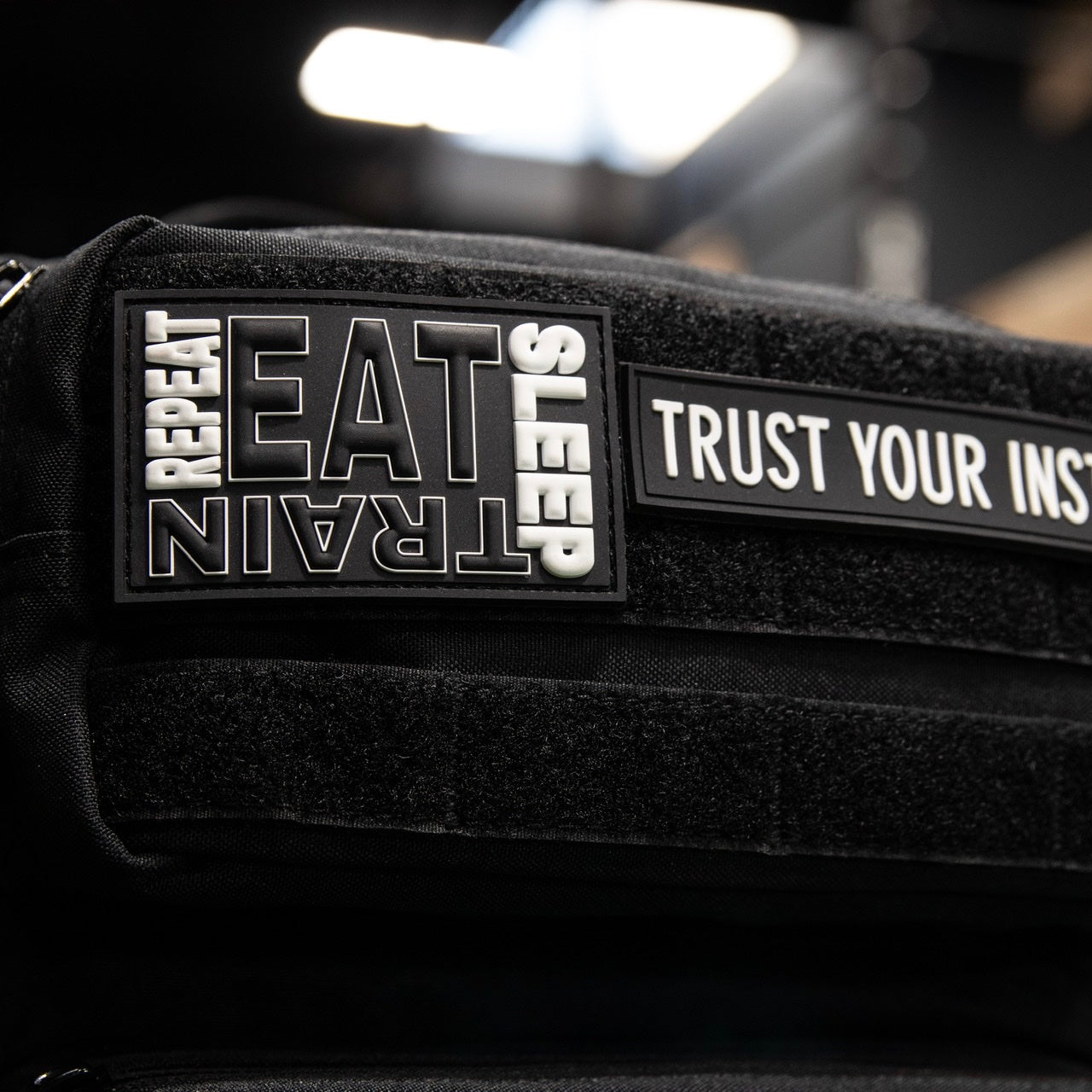 食べて寝て電車を繰り返す