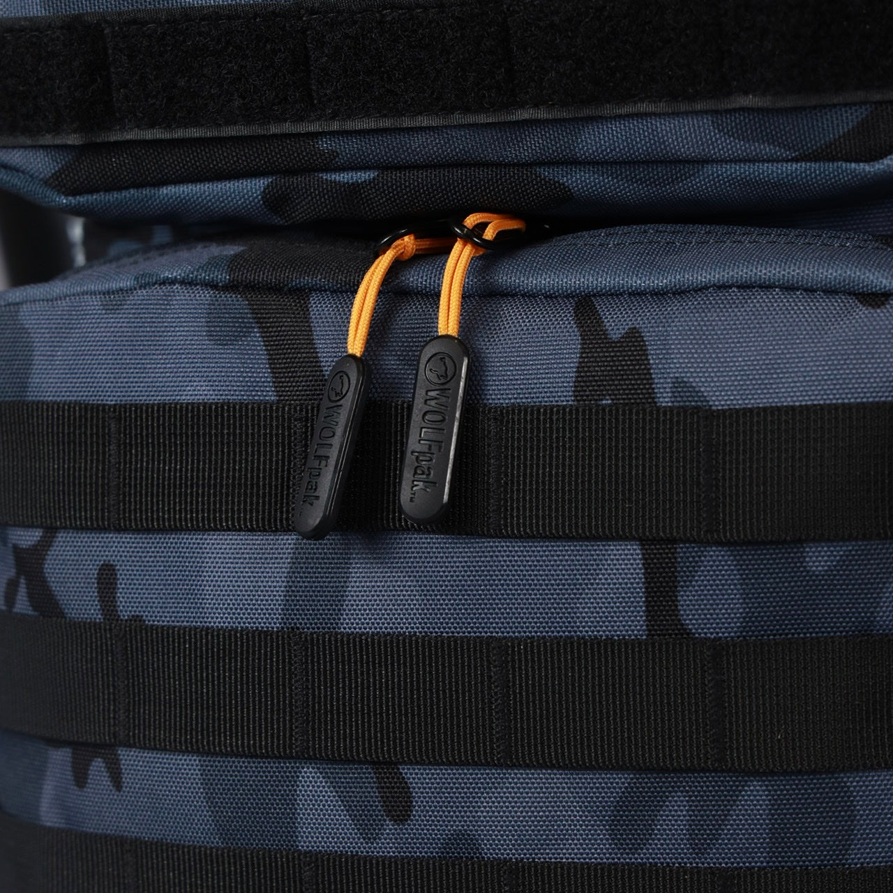 35L Backpack Black Camo Orange