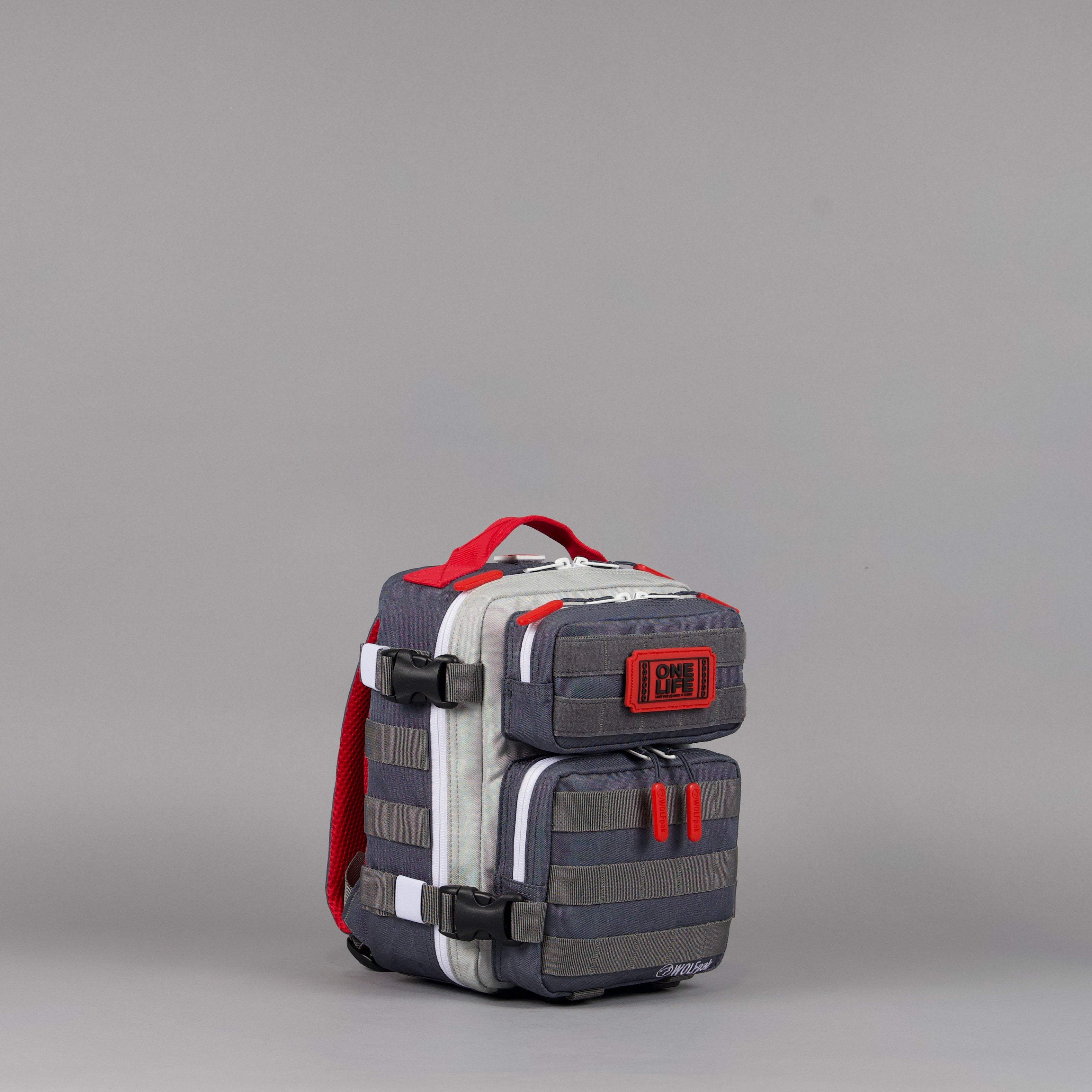 Mochila 9L Mini Gris con Detalles Rojos