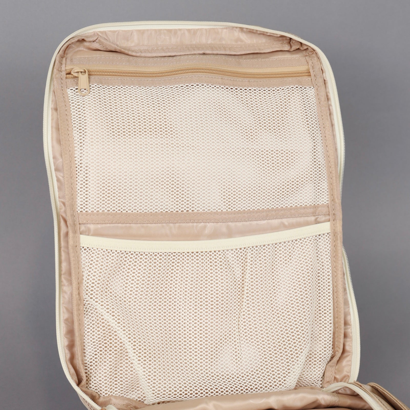 25L Backpack Bombshell Sportswear Latte