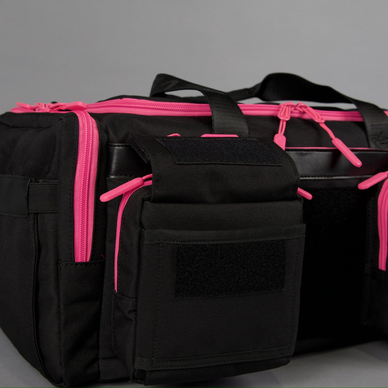 30L Perfect Duffle Bag Neon Pink