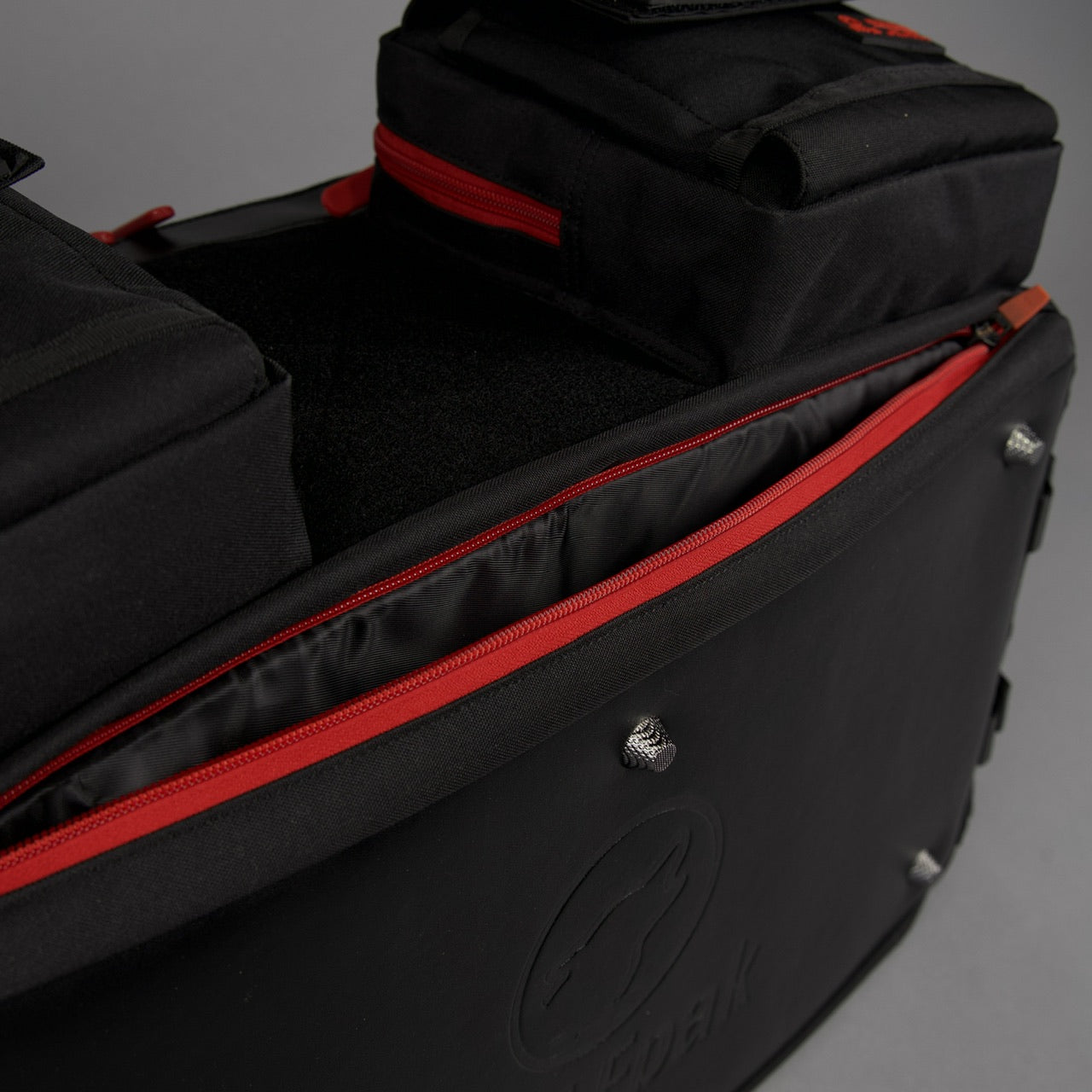 40L Ultimate Duffle Bag Red Wolf