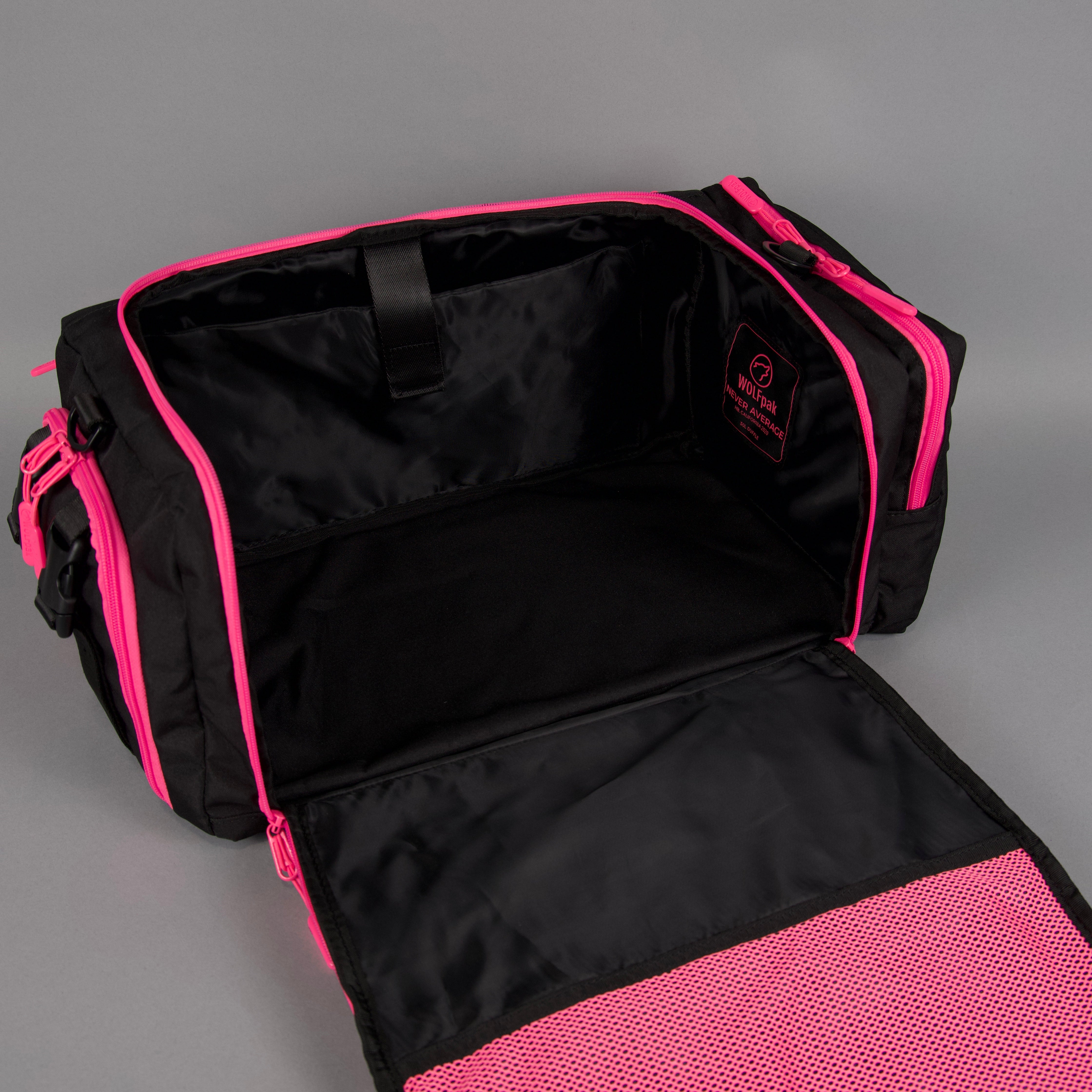 30L Perfect Duffle Bag Pink Venom