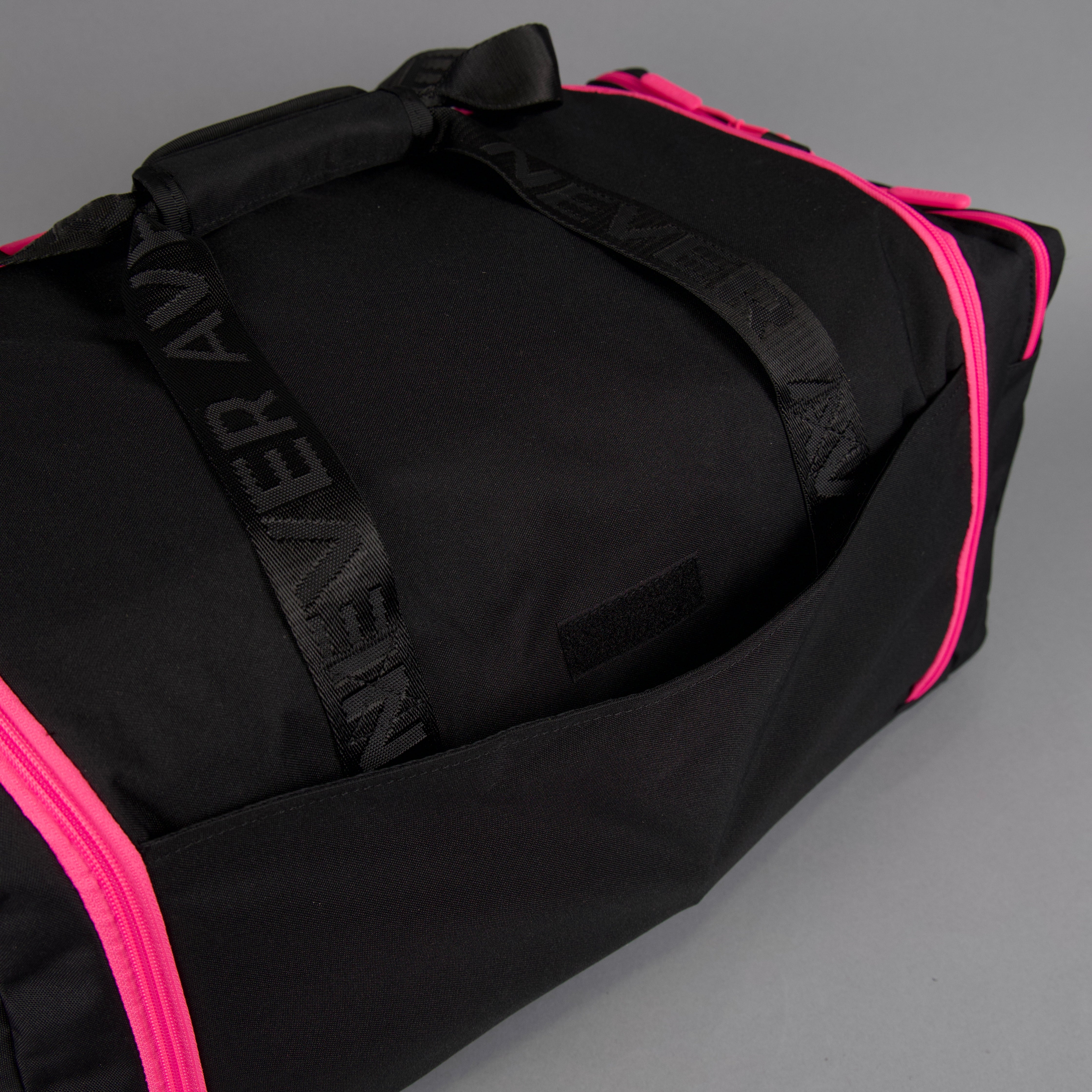 40L Ultimate Duffle Bag Pink Venom