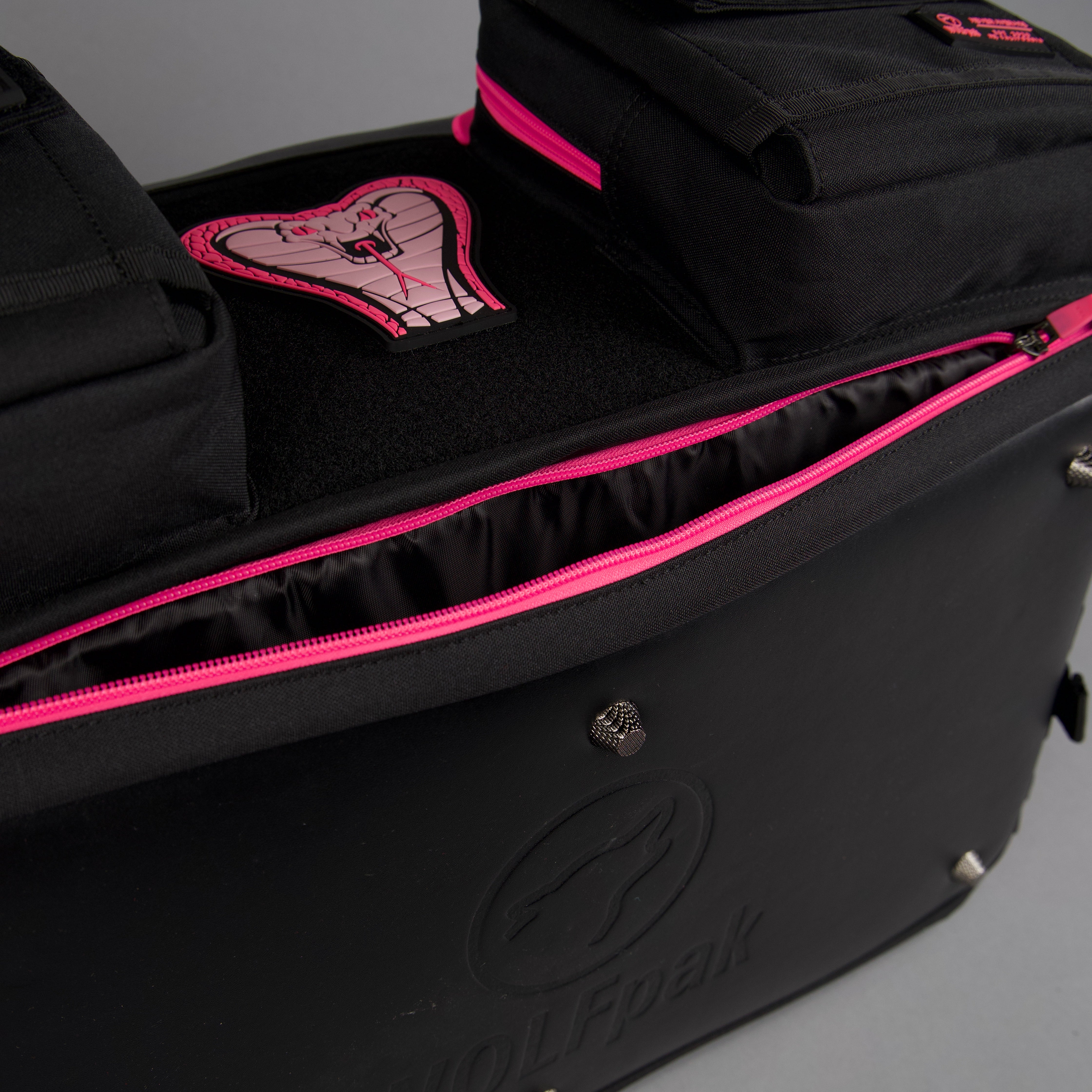 40L Ultimate Duffle Bag Pink Venom