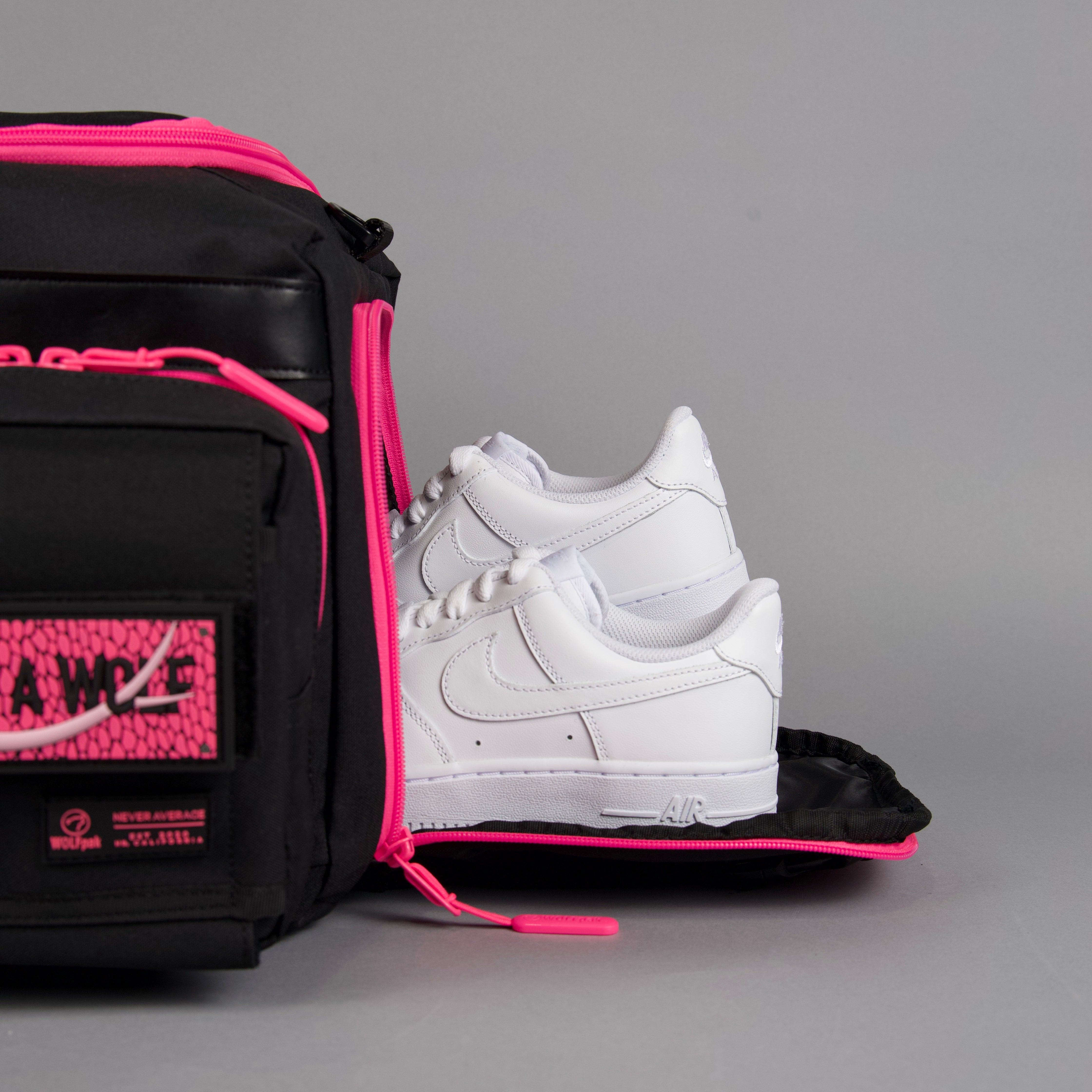 40L Ultimate Duffle Bag Pink Venom