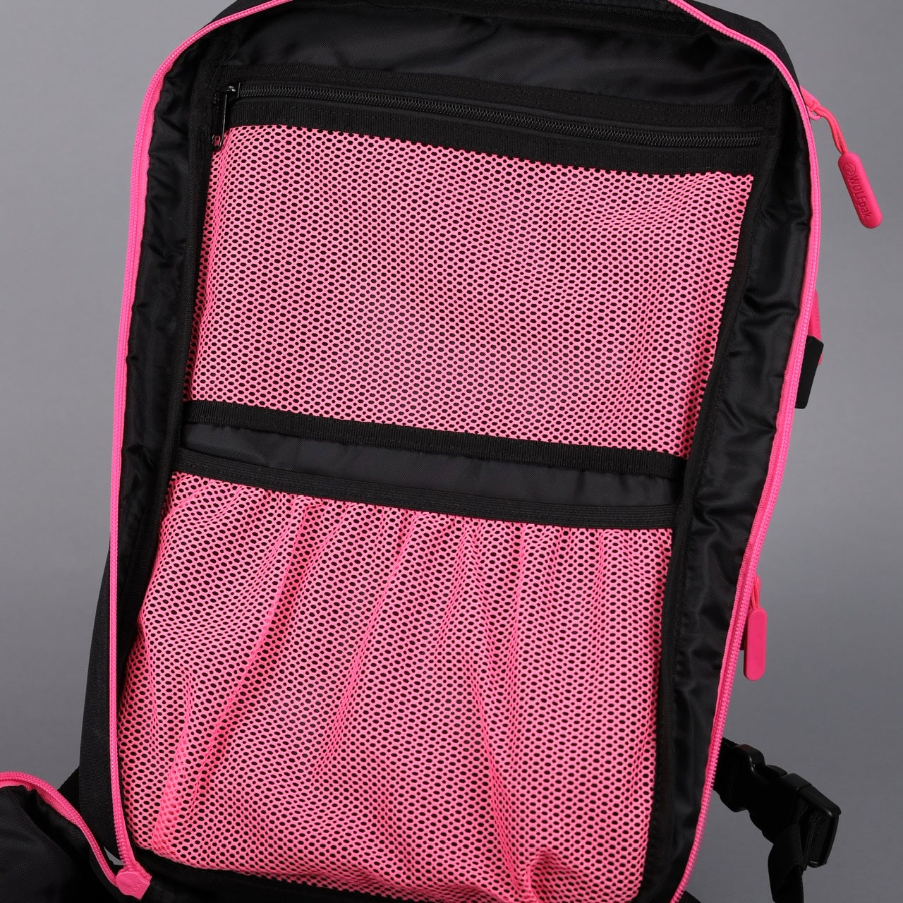 35L Backpack Pink Venom