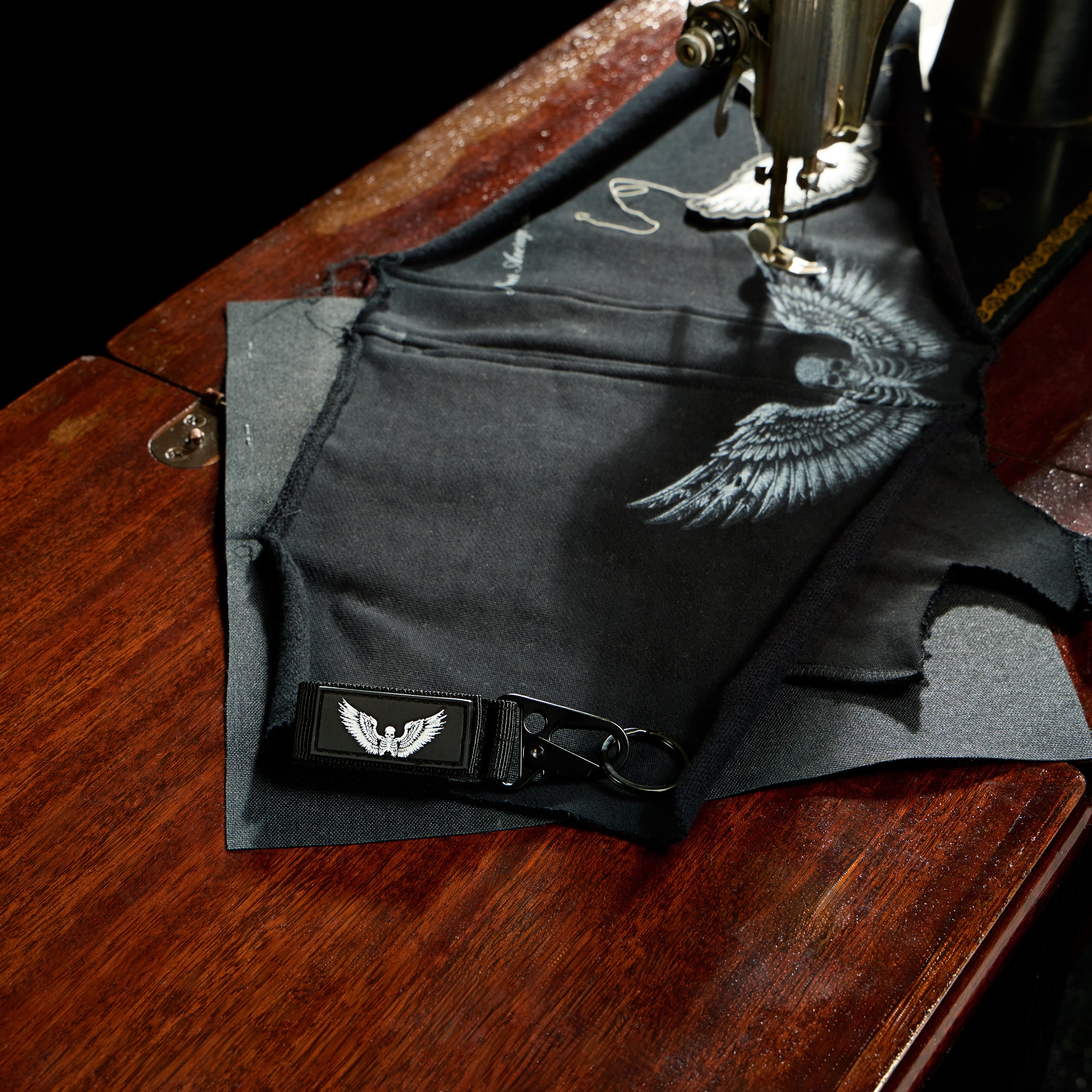 Multi-Functional Nylon Key Chain Deathwing Preview