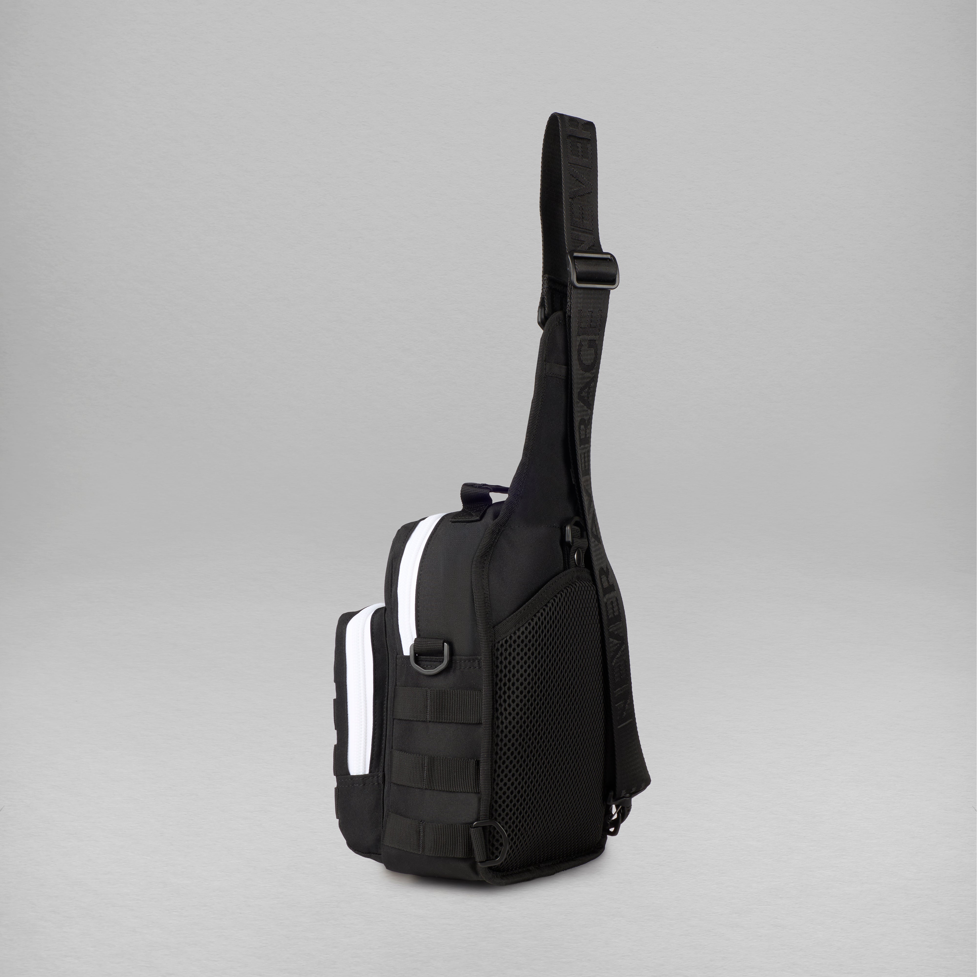 Sac à bandoulière tactique Alpha 9L noir avec accents blancs