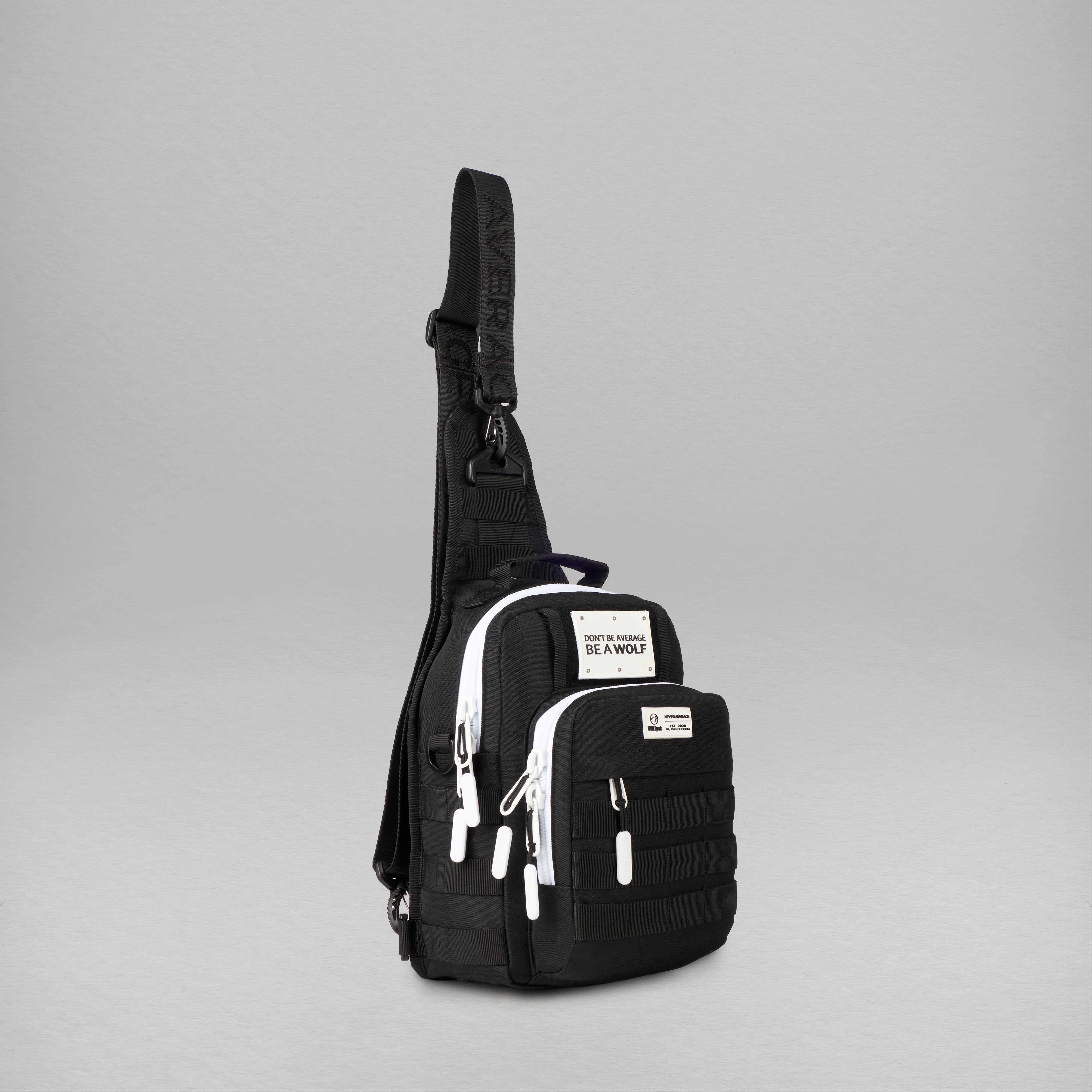 9L Tactical Sling Bag Alpha Negro con Detalles Blancos