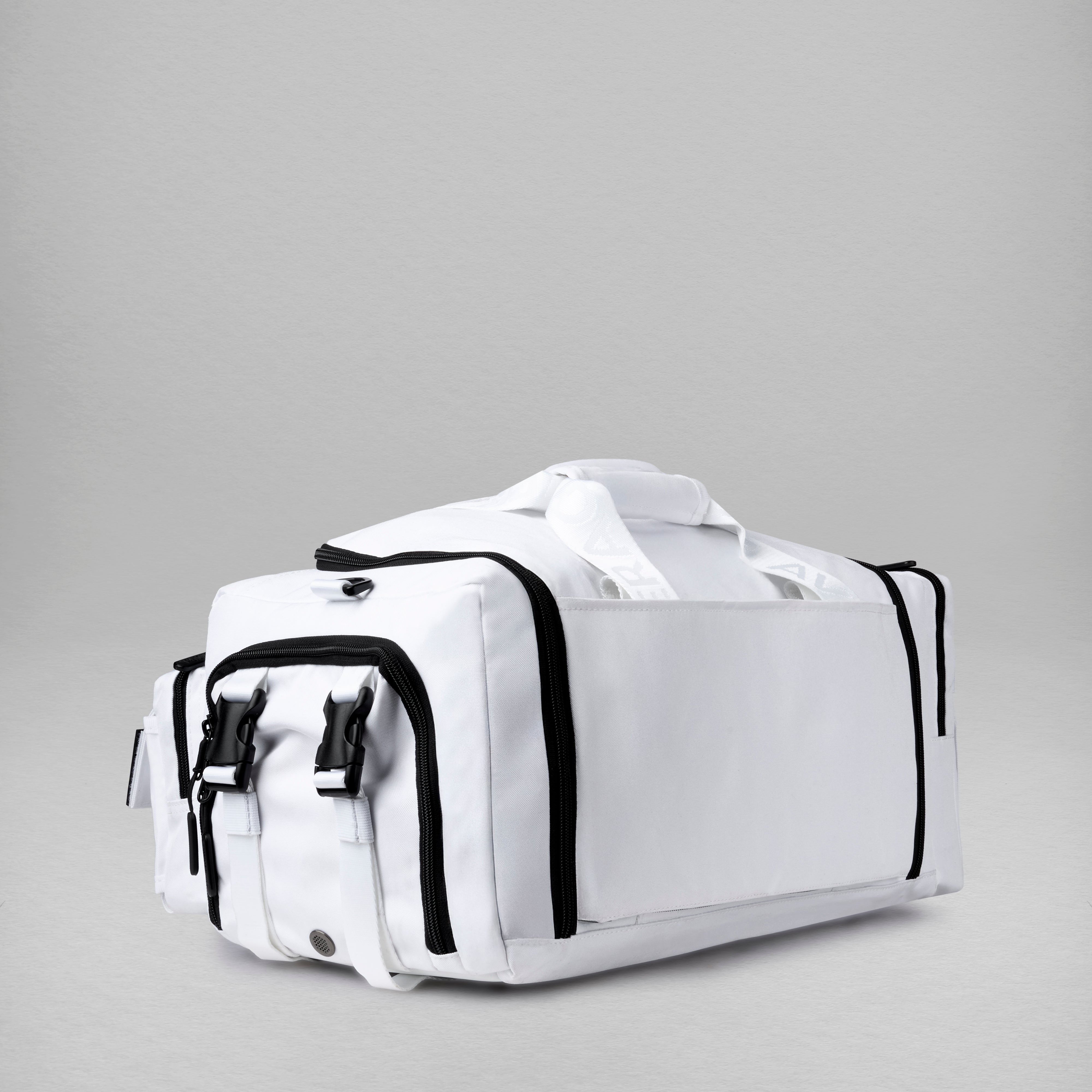 30L Perfect Duffle Bag Polar White