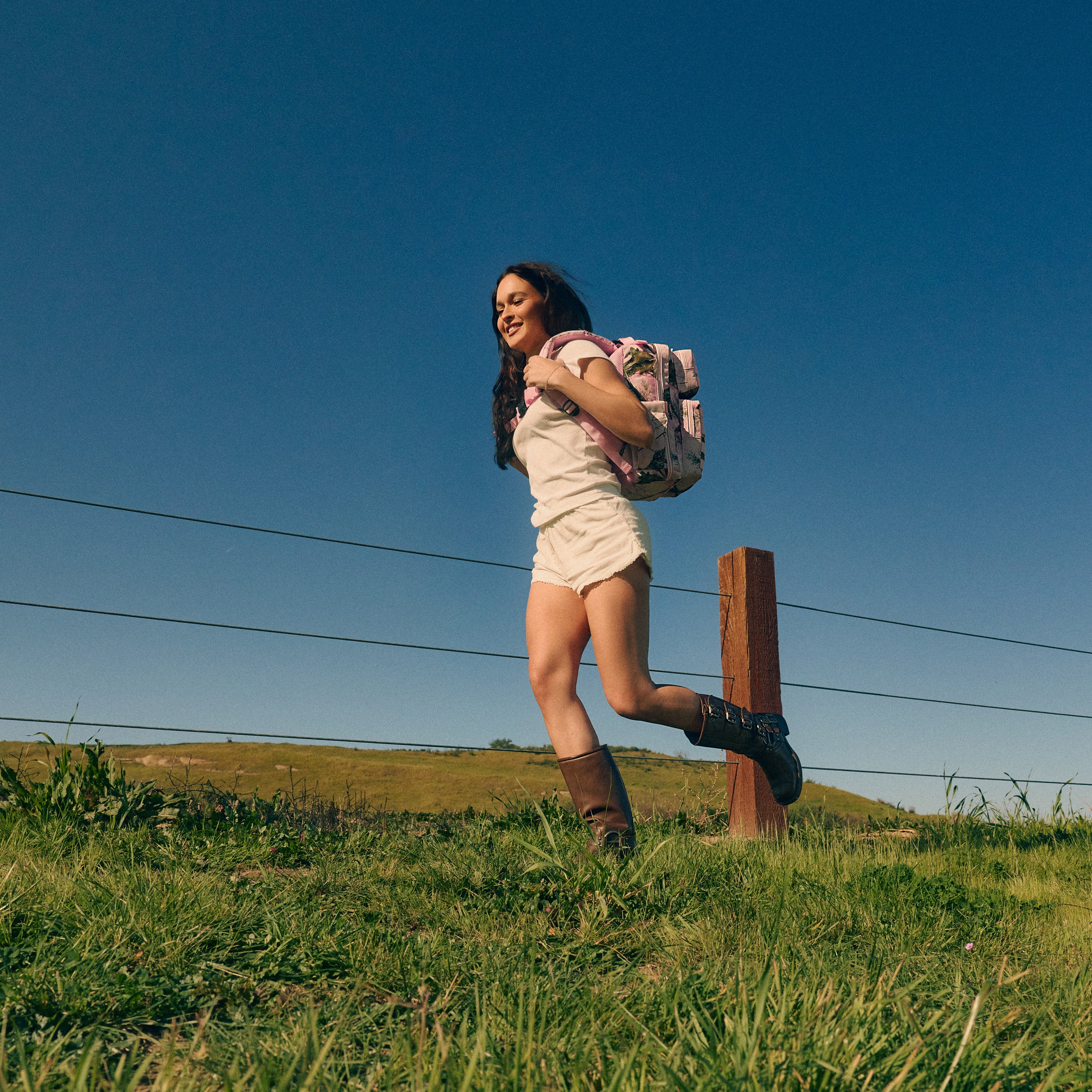 15L Tactical Backpack Realtree Flushing Pink PREVIEW