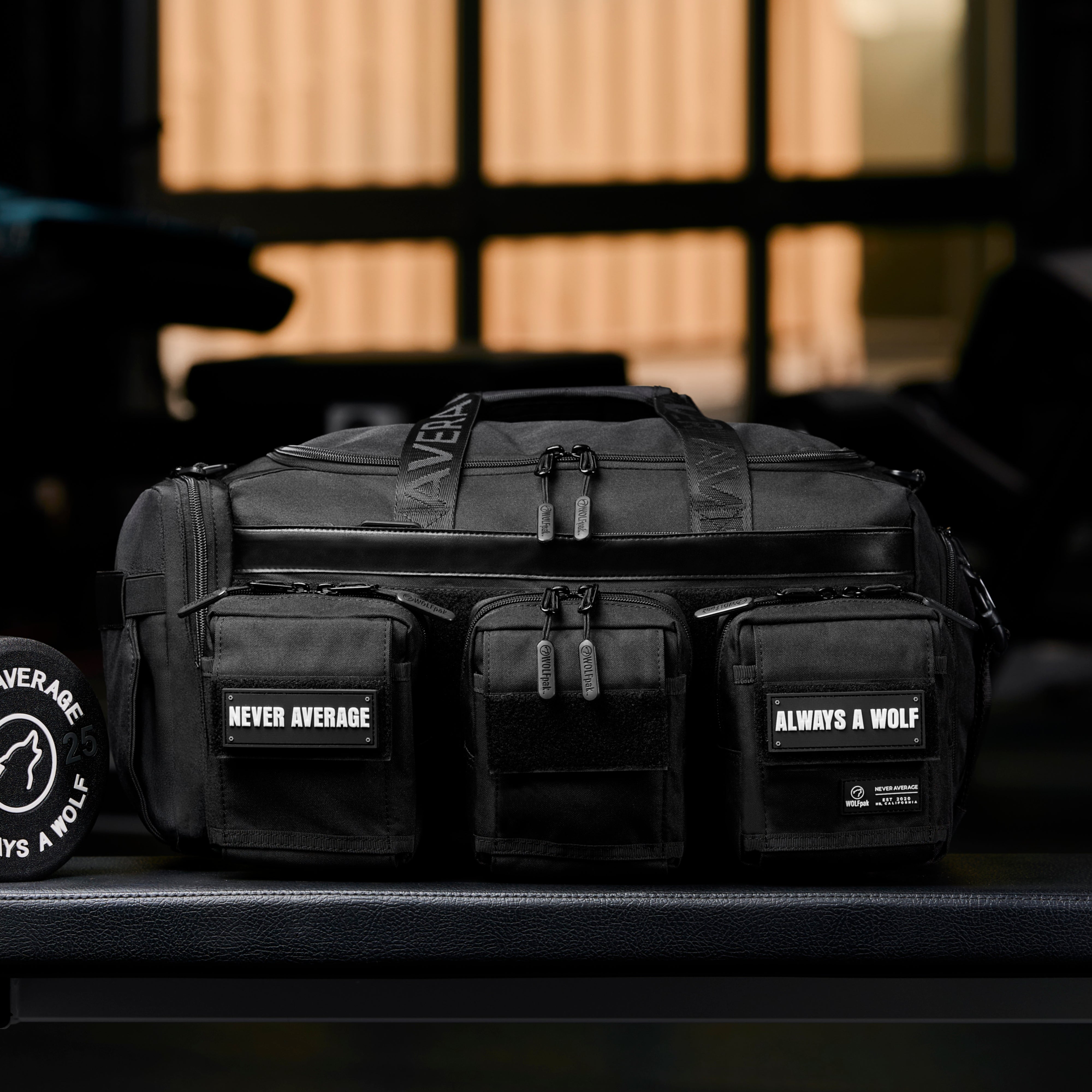 30L Perfect Duffle Bag Alpha Black (3 tasche con frontale in velcro)