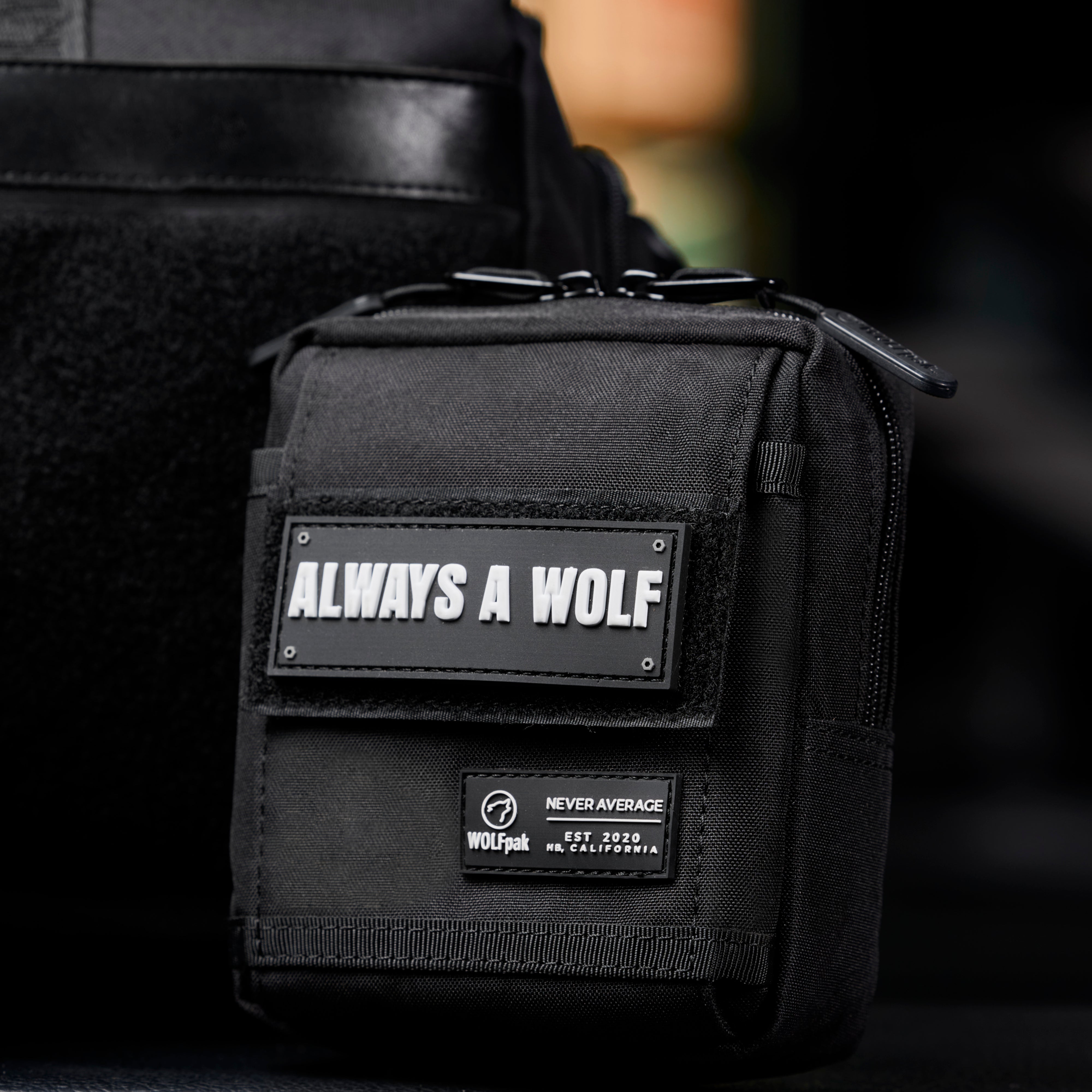 30L パーフェクトダッフルバッグ アルファブラック (前面ベルクロ式3ポケット)