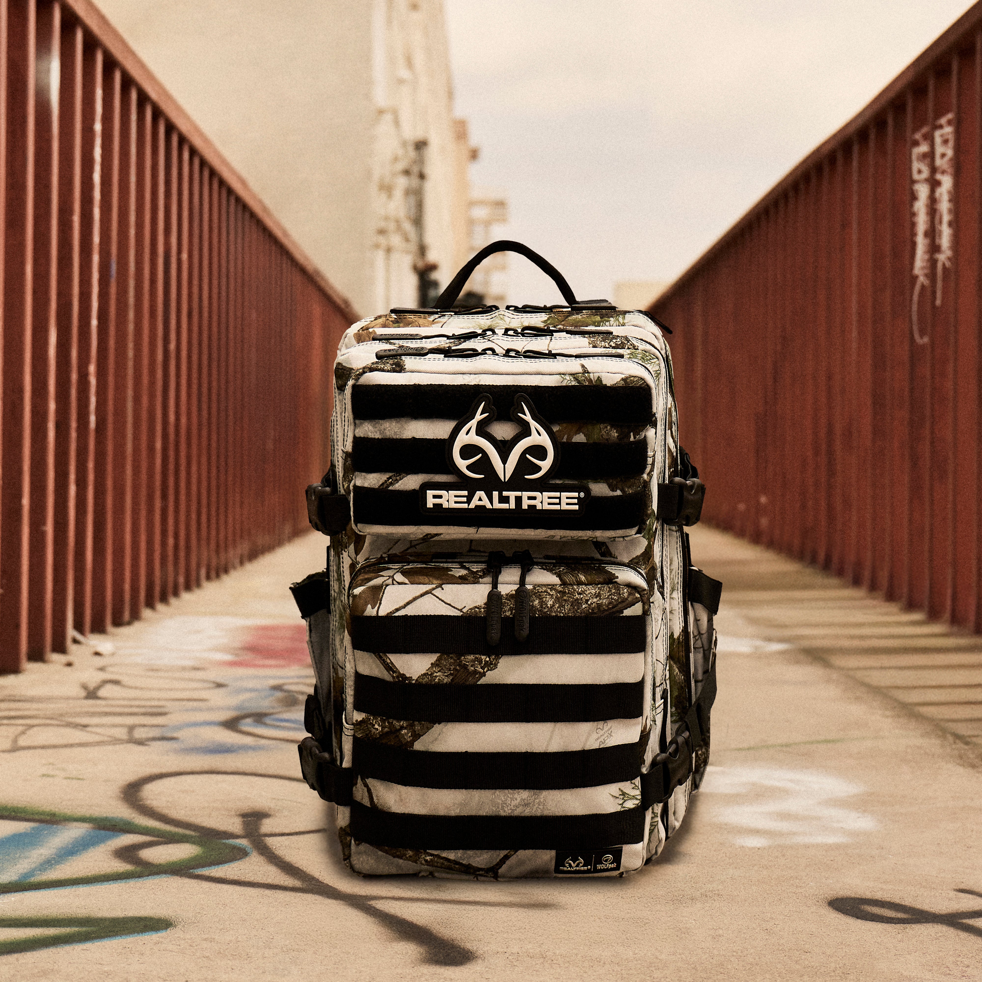 25L Backpack Realtree® APX Snow