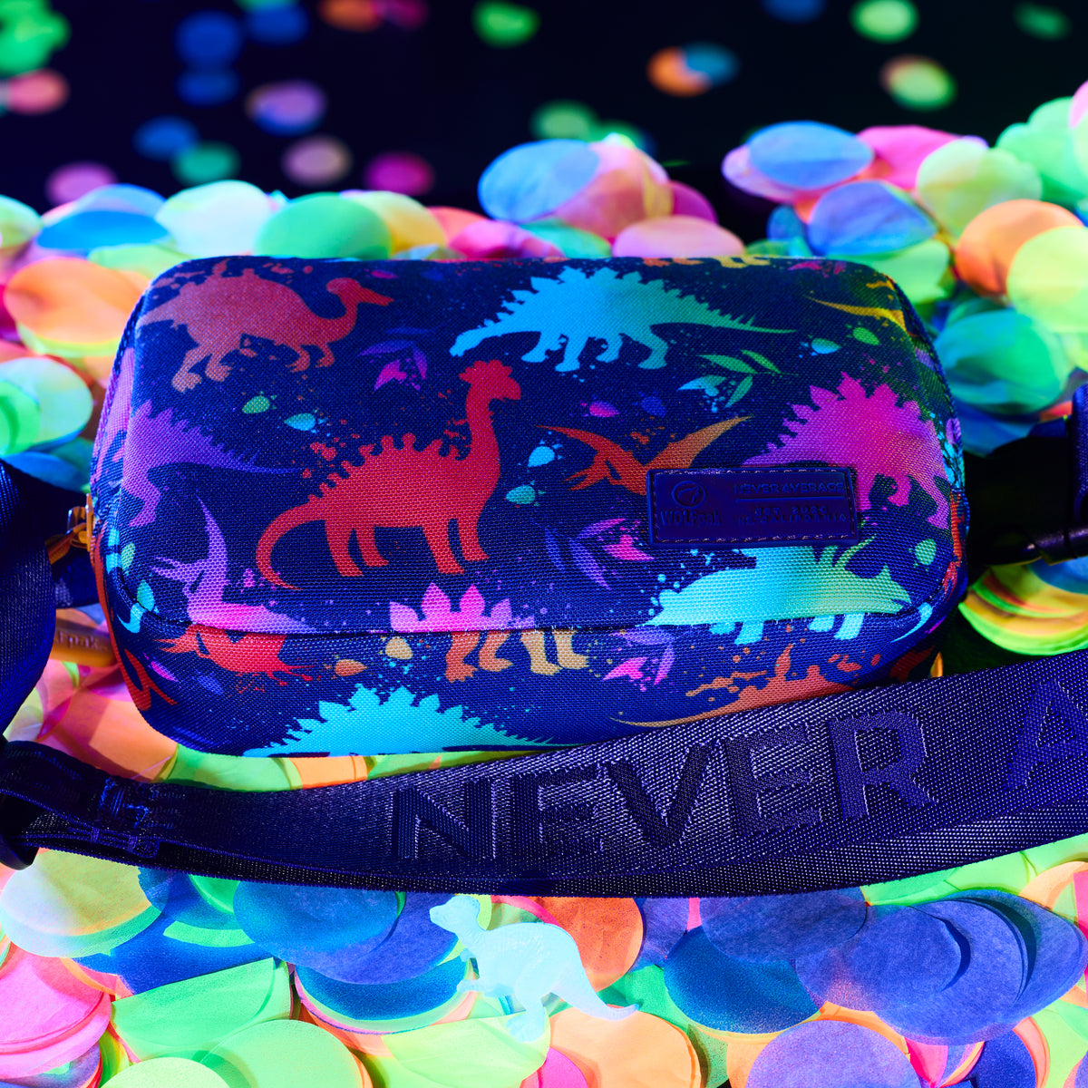 1.5L Crossbody Pack Neon Dino