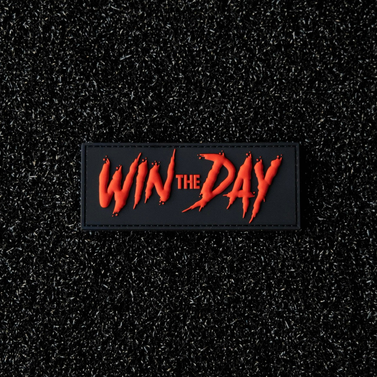WIN THE DAY Strip Savage Red