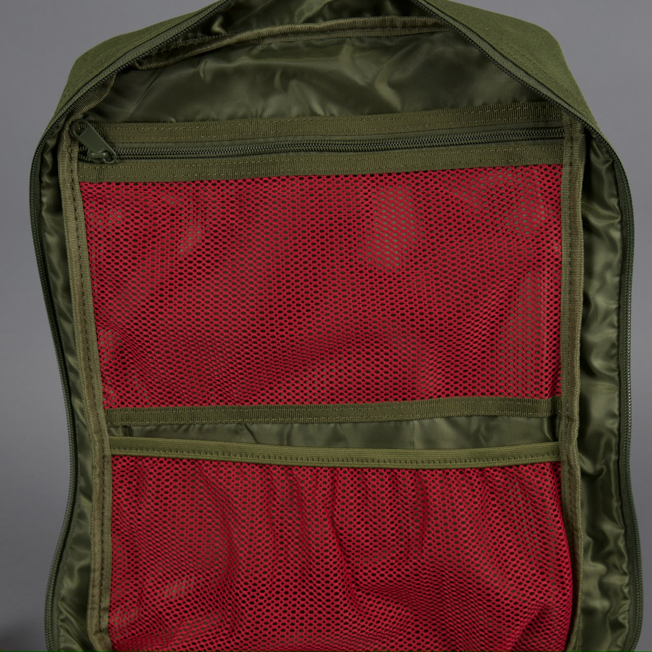 35L Backpack Venom Green Meal Management