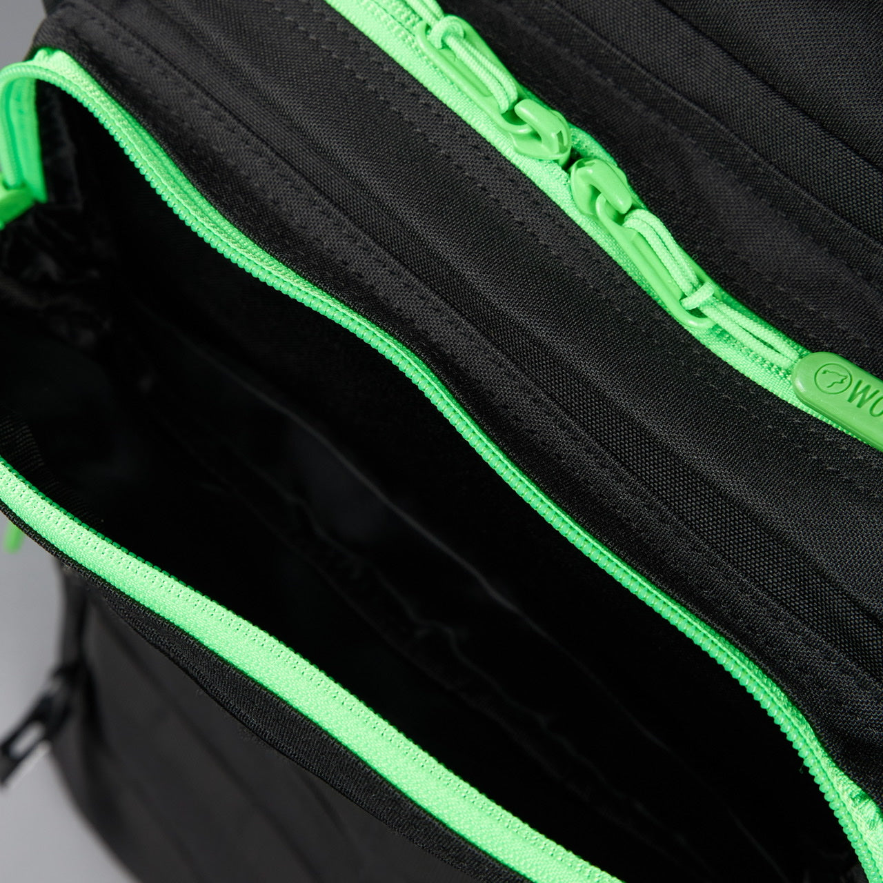 45L Backpack Black Neon Green